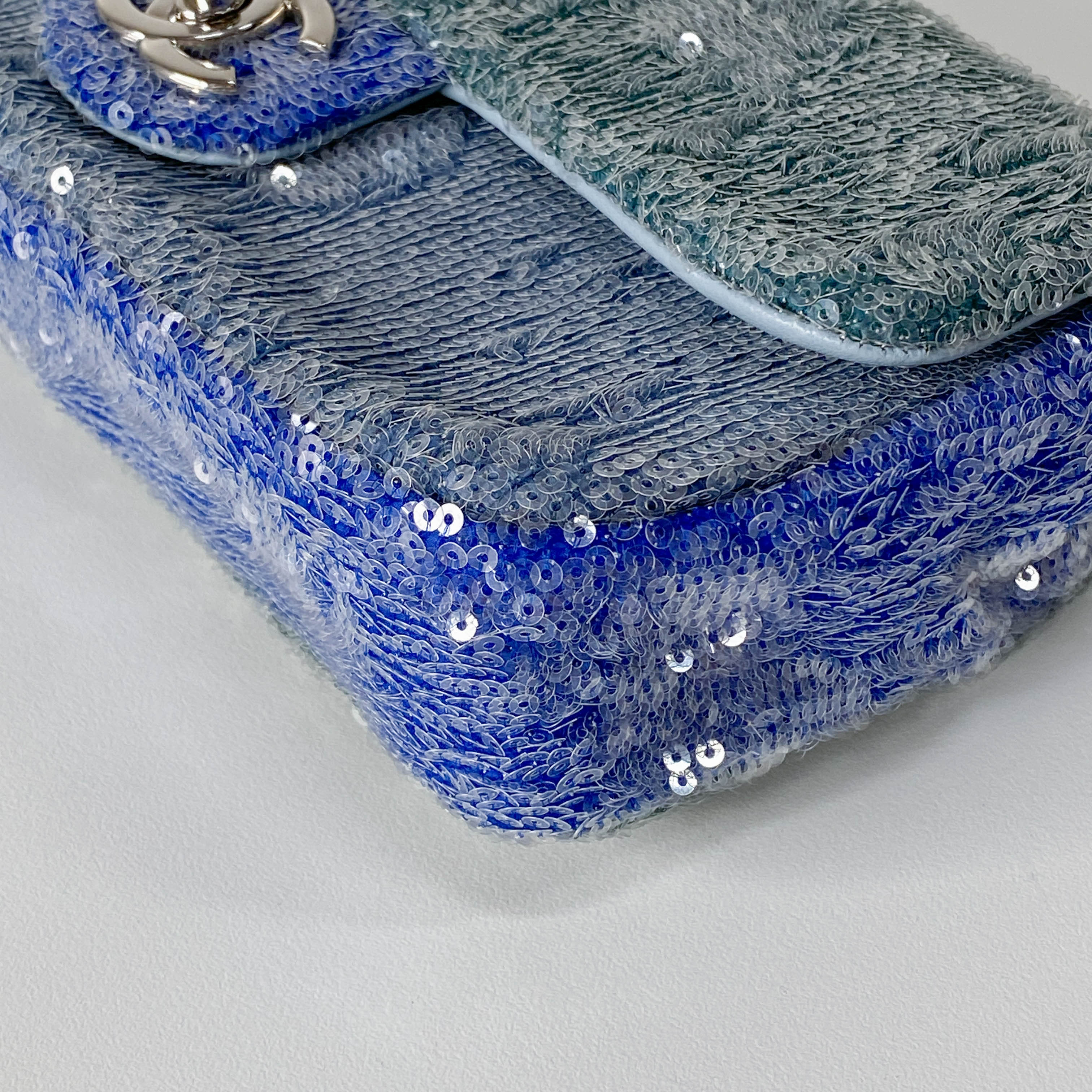 Small Waterfall Timeless Classic Sequin Bag