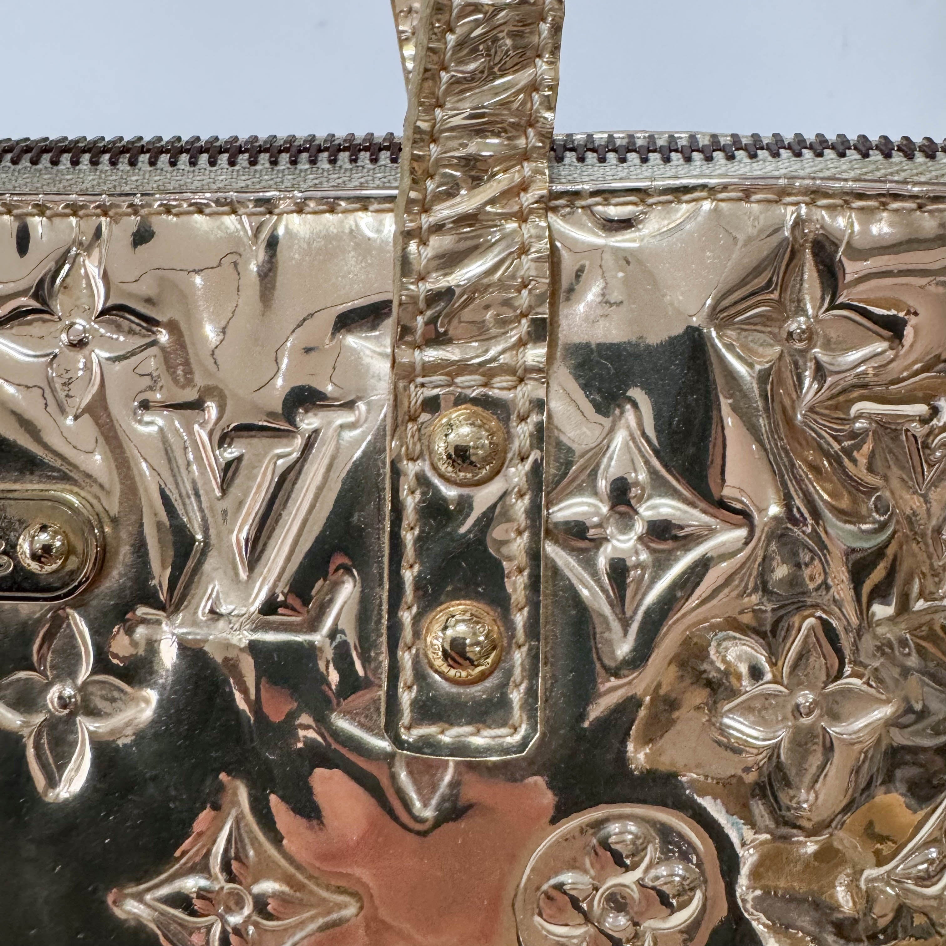 Bllevue Mirror World Gold Coated Canvas