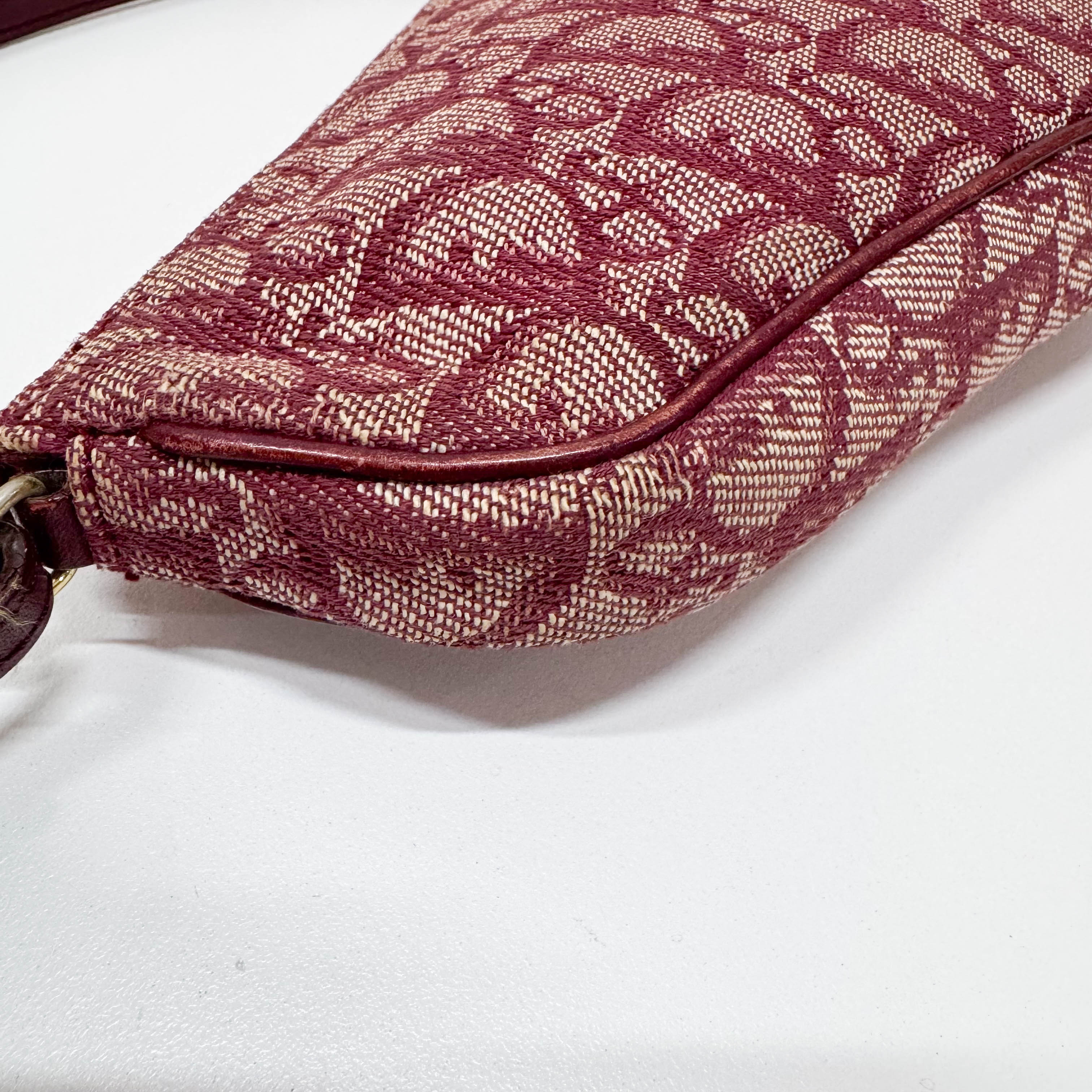 Saddle Red Trotter Canvas Shoulder Bag