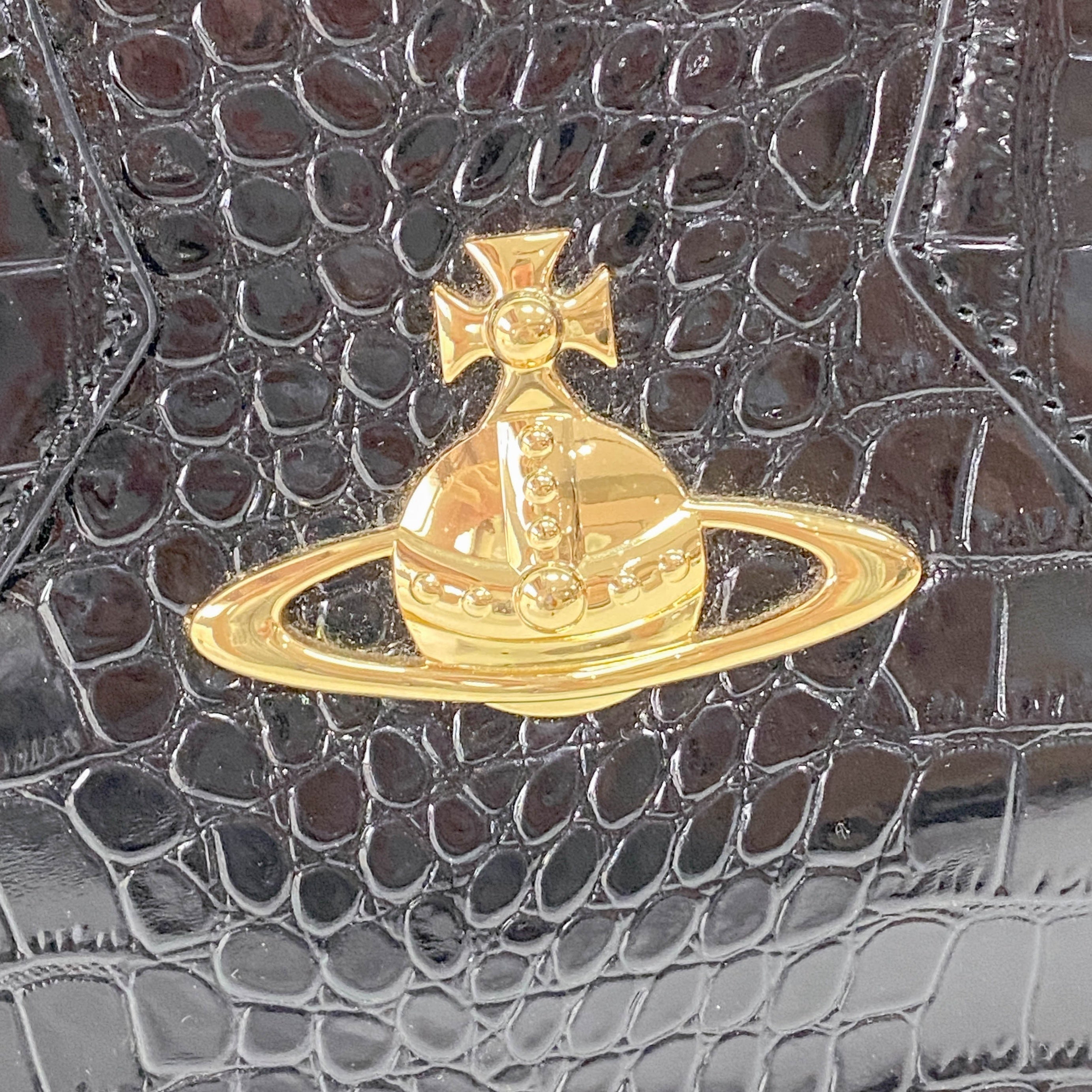 Vintage Black Croco-Stamped Hand Bag