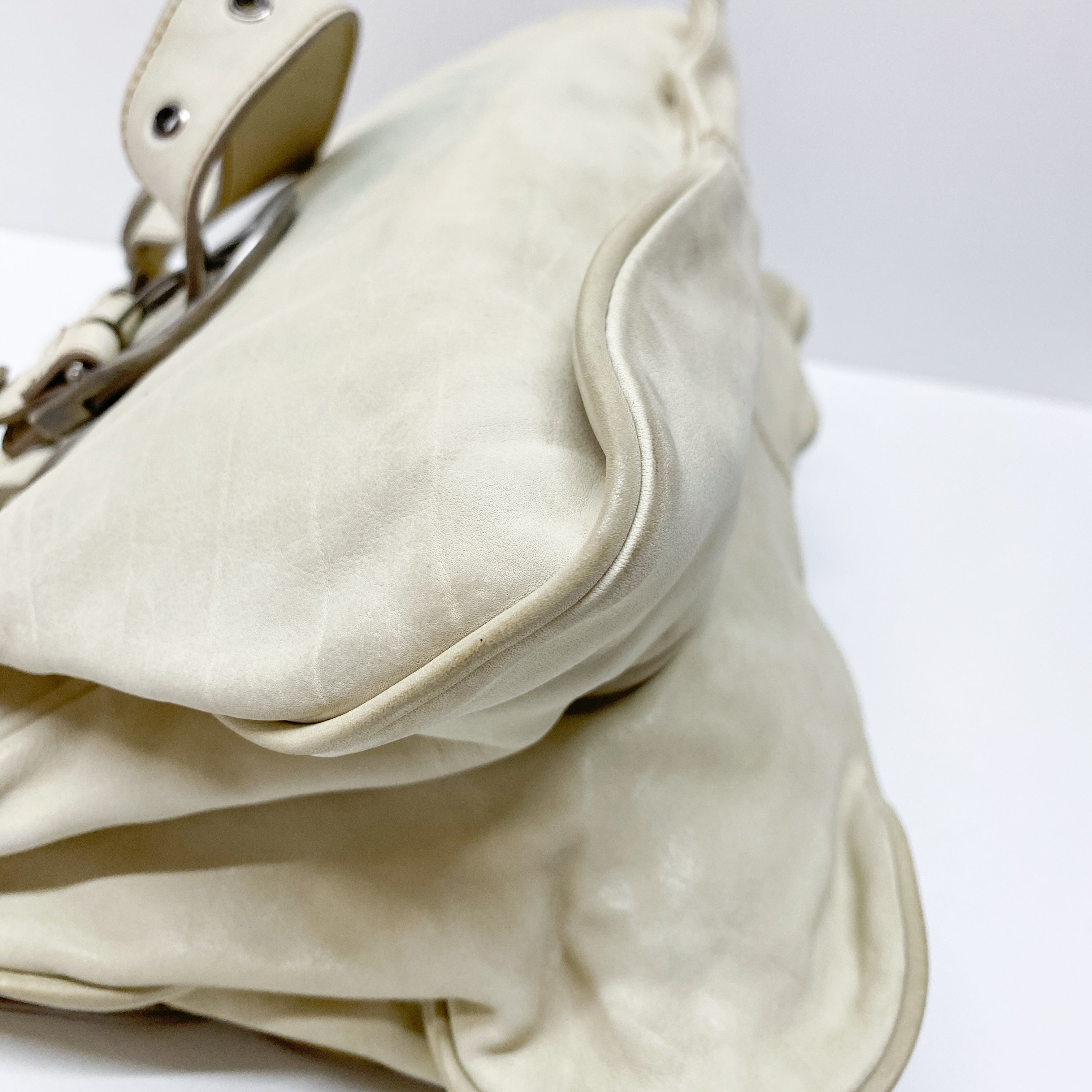 Gaucho Beige Leather Shoulder Bag