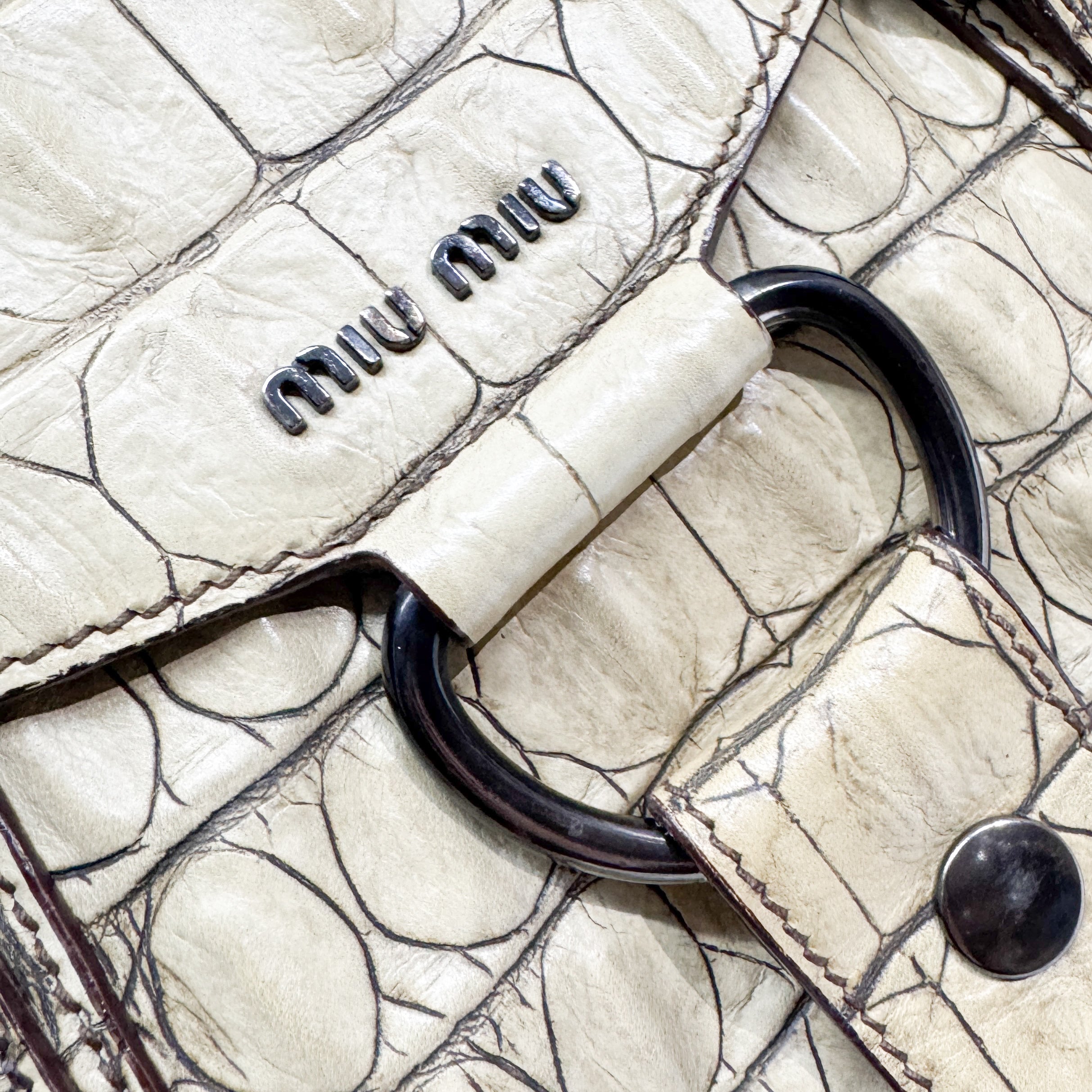Vintage Beige Croc Embossed Leather Shoulder Bag