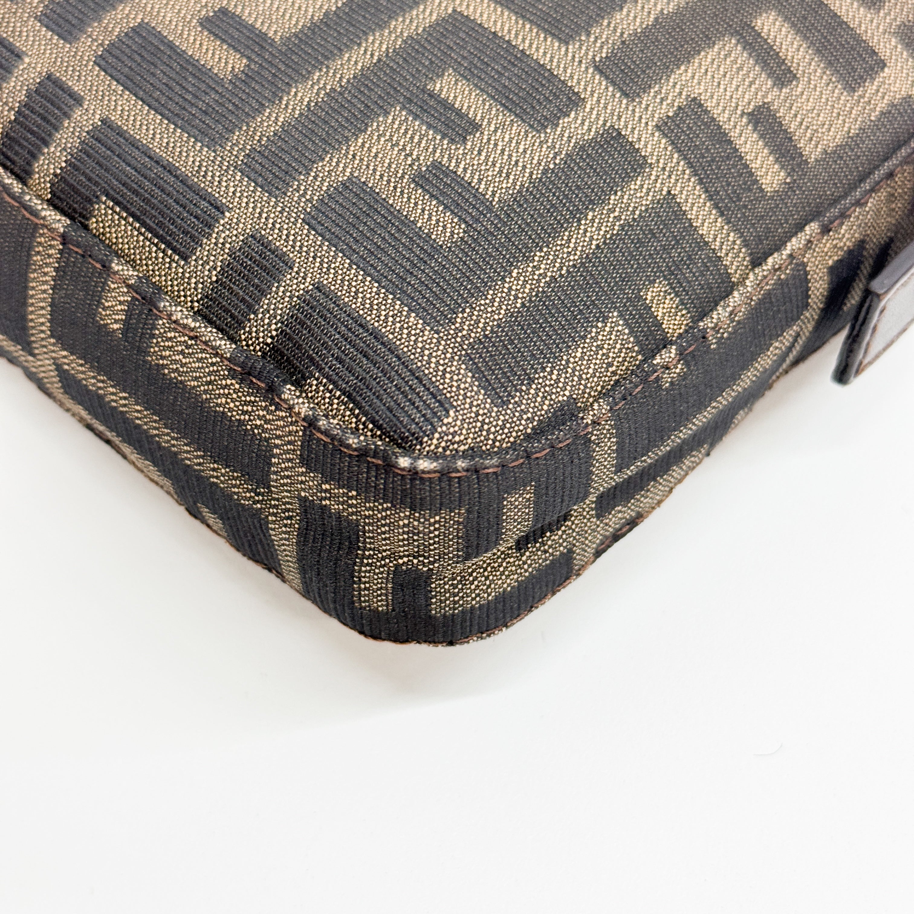 Zucca Baguette Brown Canvas Shoulder Bag