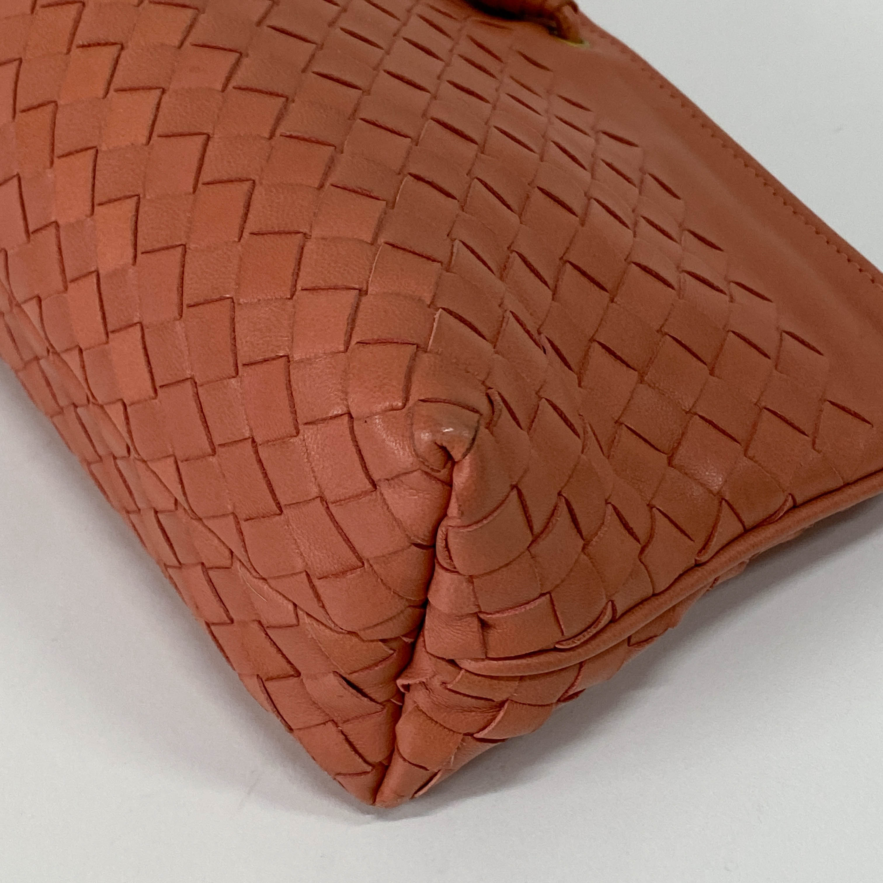 Intrecciato Pink Leather Shoulder Bag