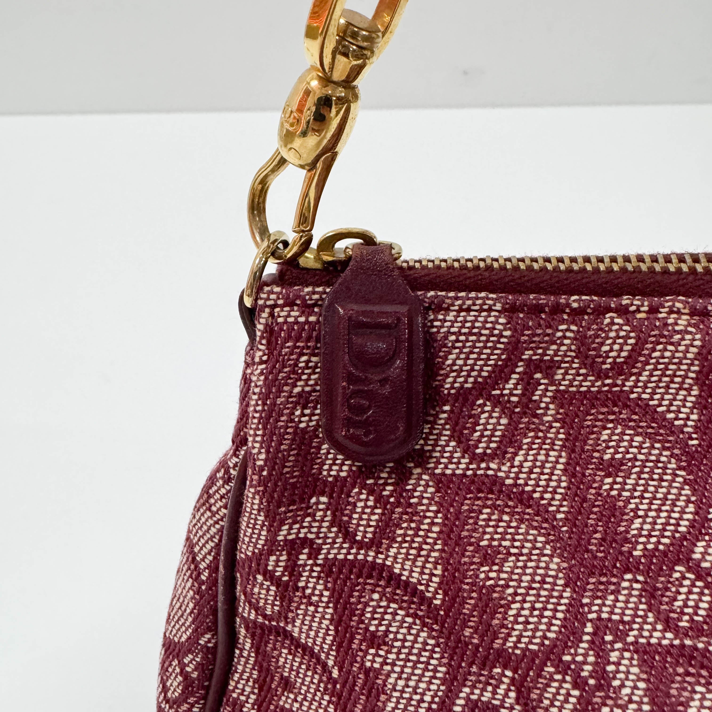 Saddle Red Trotter Canvas Shoulder Bag