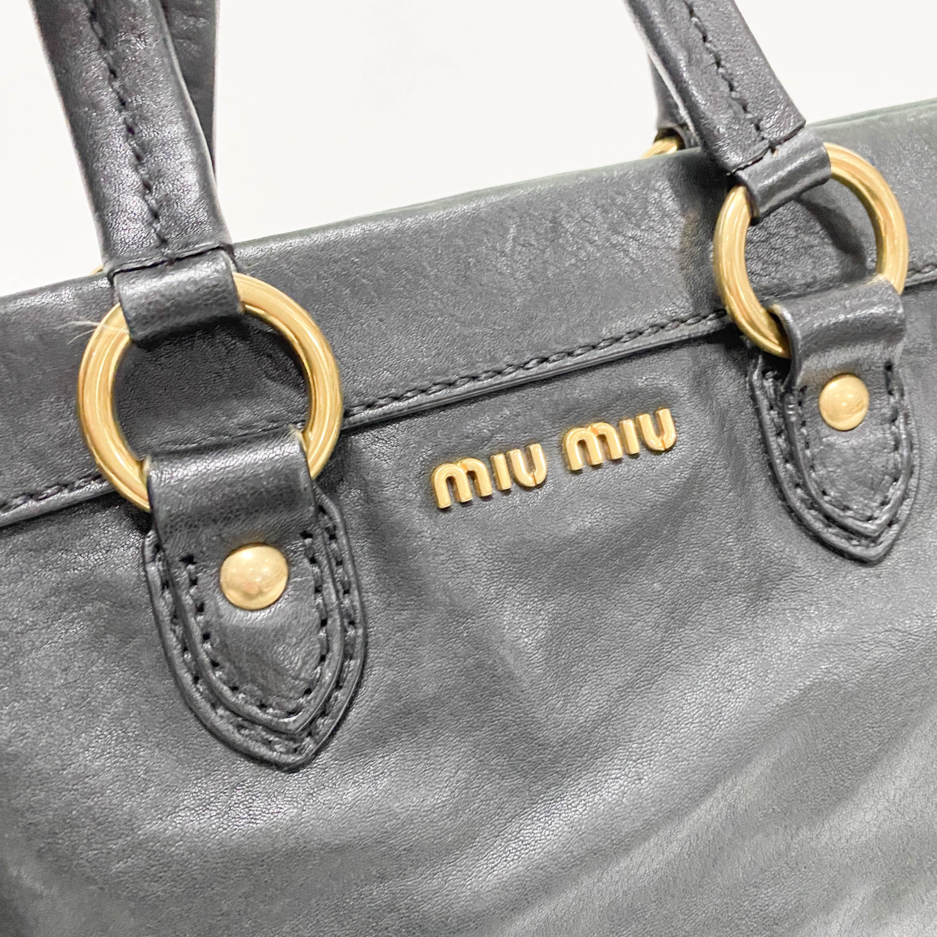 Vitello Caribu Black Calfskin Leather Hand Bag