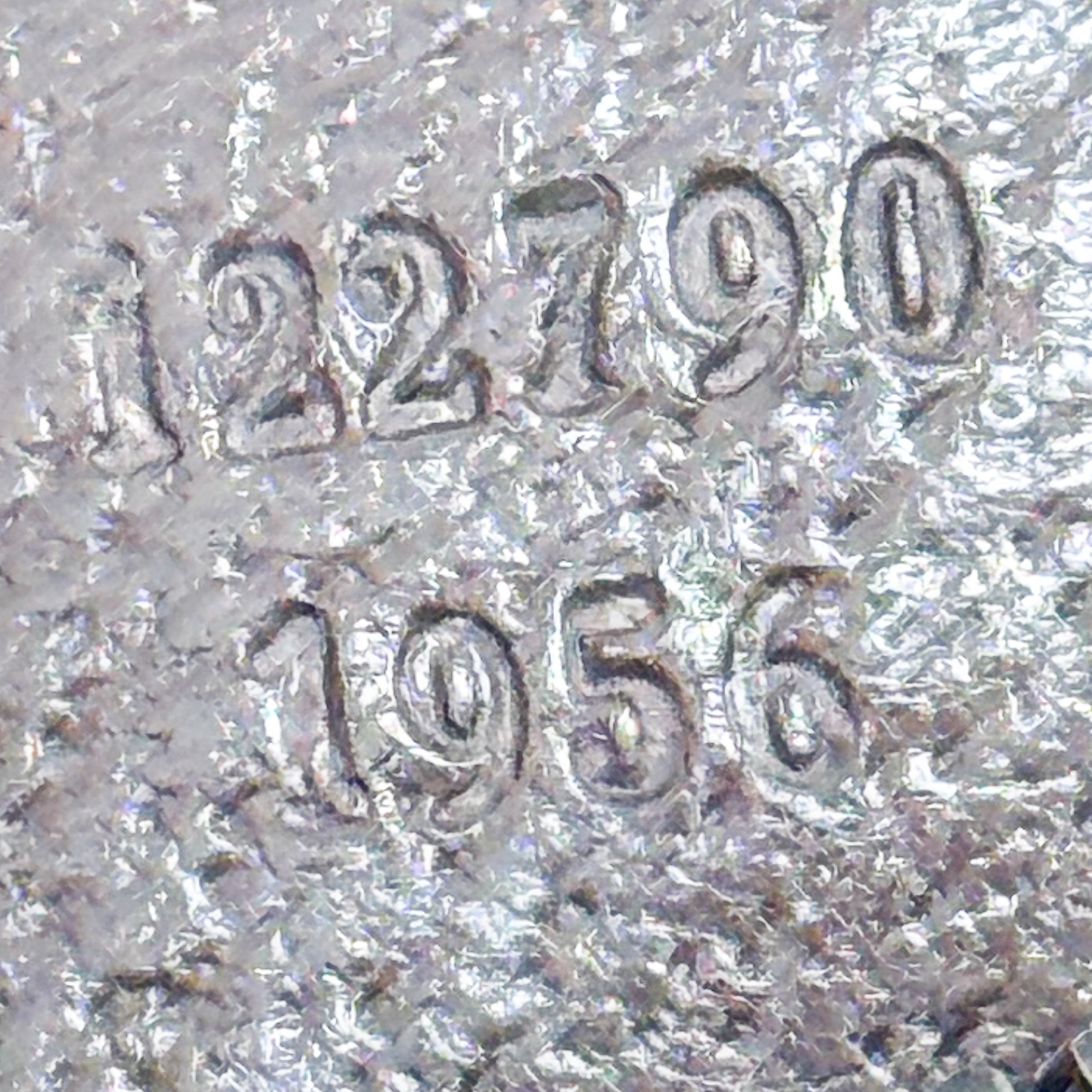 GG Canvas Shoulder Bag