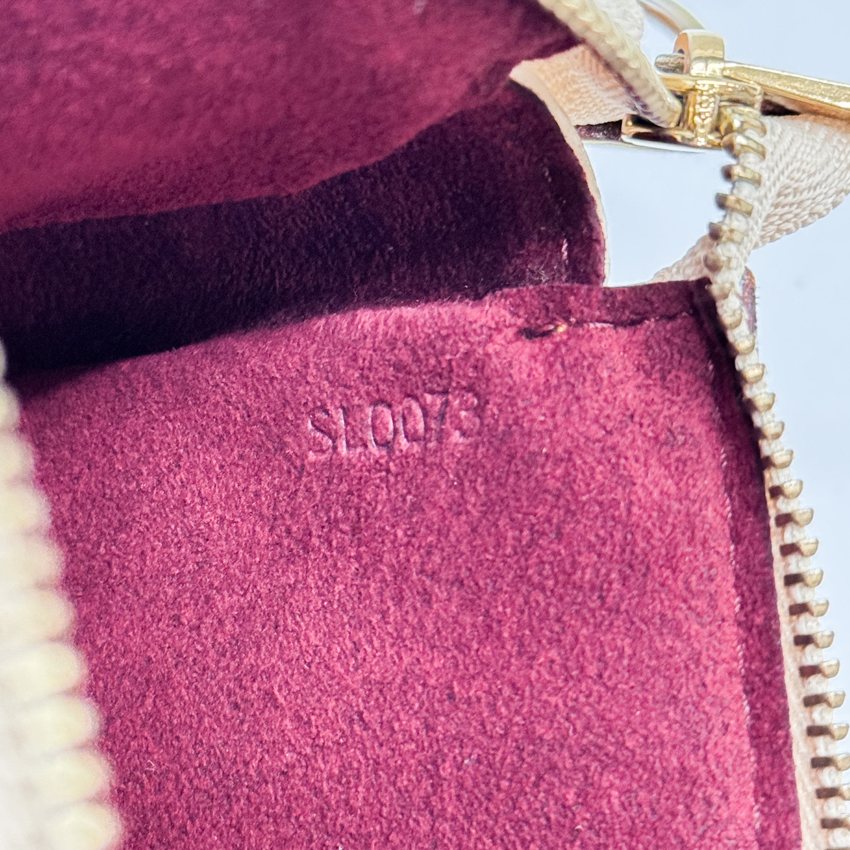 Louis Vuitton x Takashi Murakami Pochette Accessoire Multicolor Monogram Hand bag