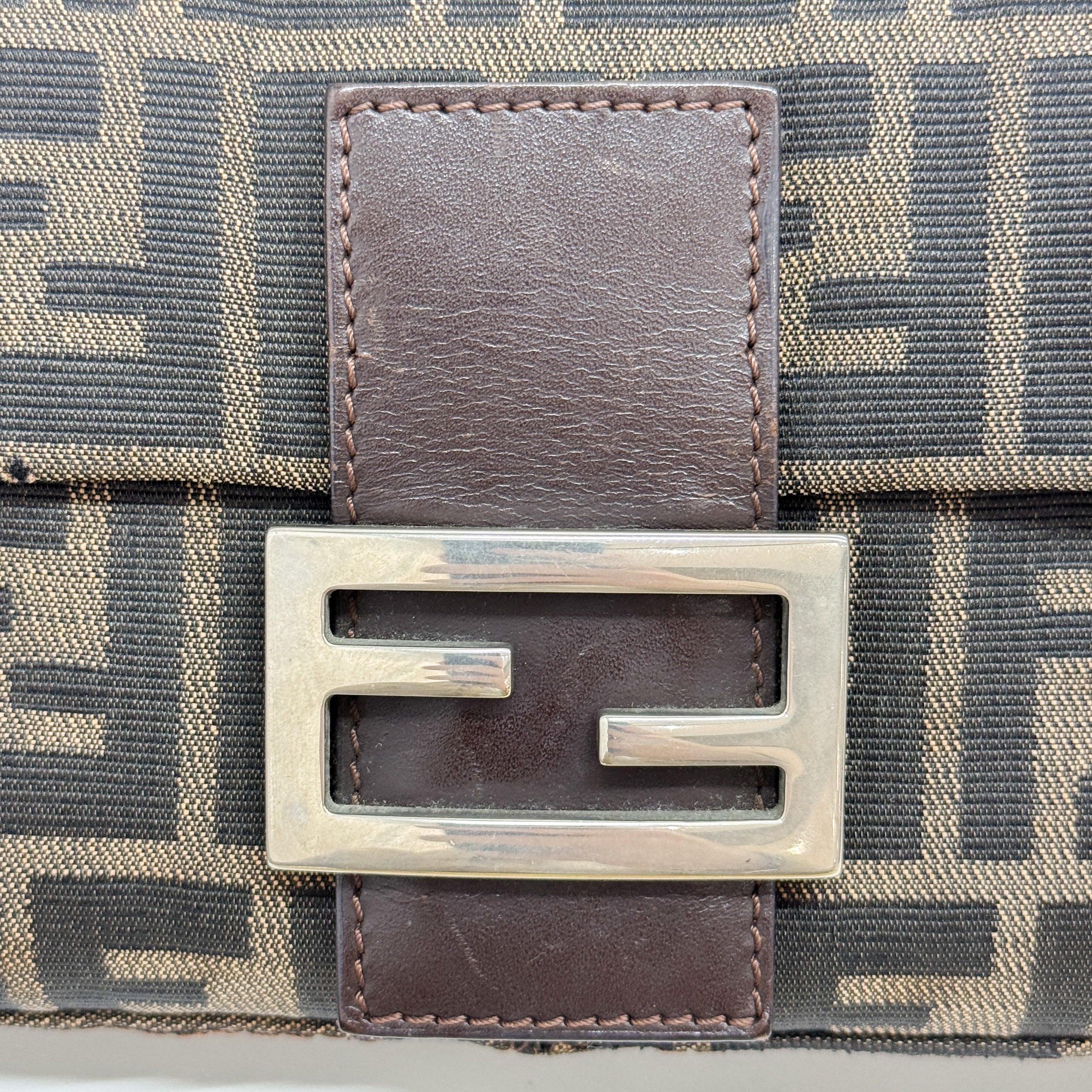 Zucca Baguette Brown Canvas Shoulder Bag