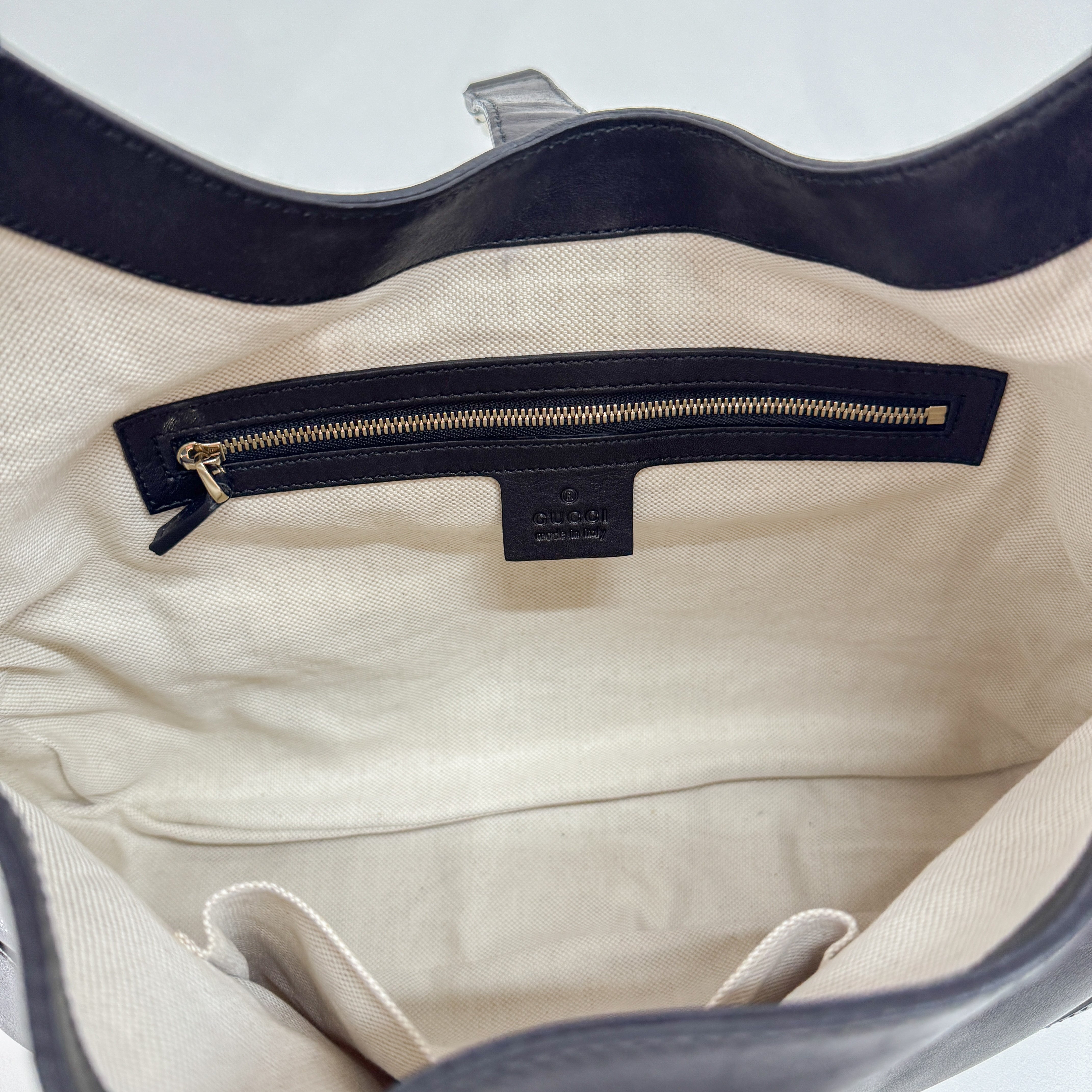 Jackie Black Leather Shoulder Bag