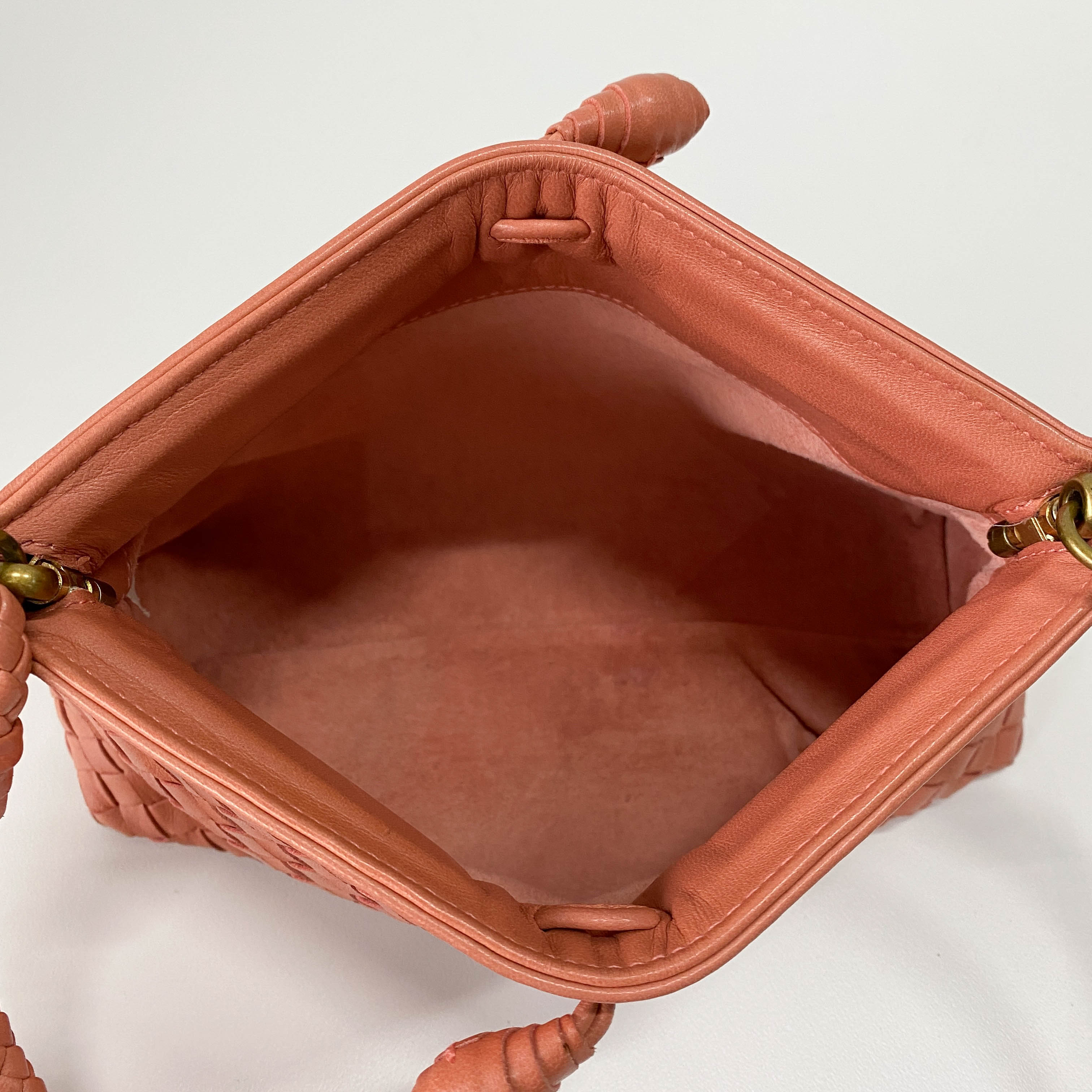 Intrecciato Pink Leather Shoulder Bag