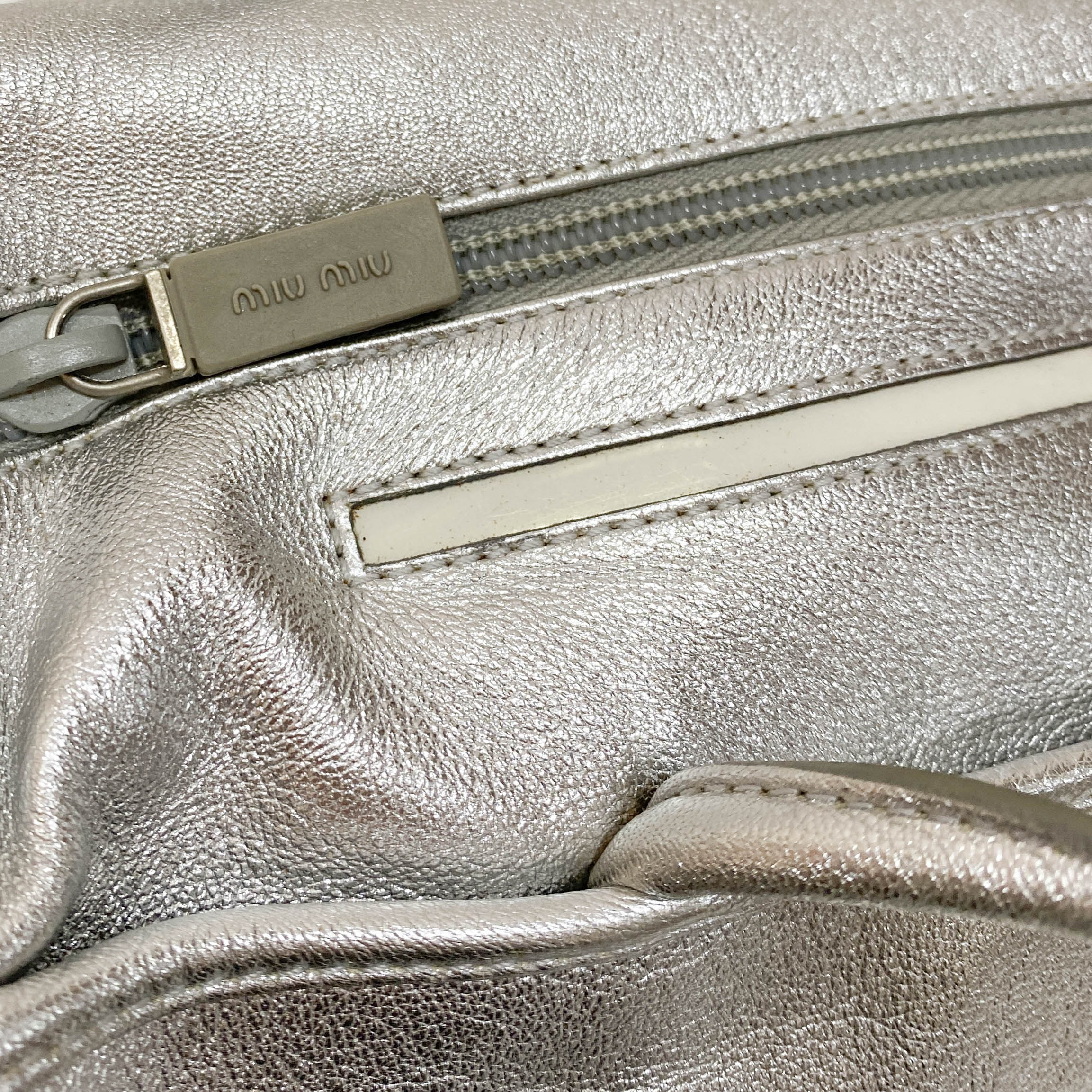 Archive Light Up Silver Leather Shoulder Bag
