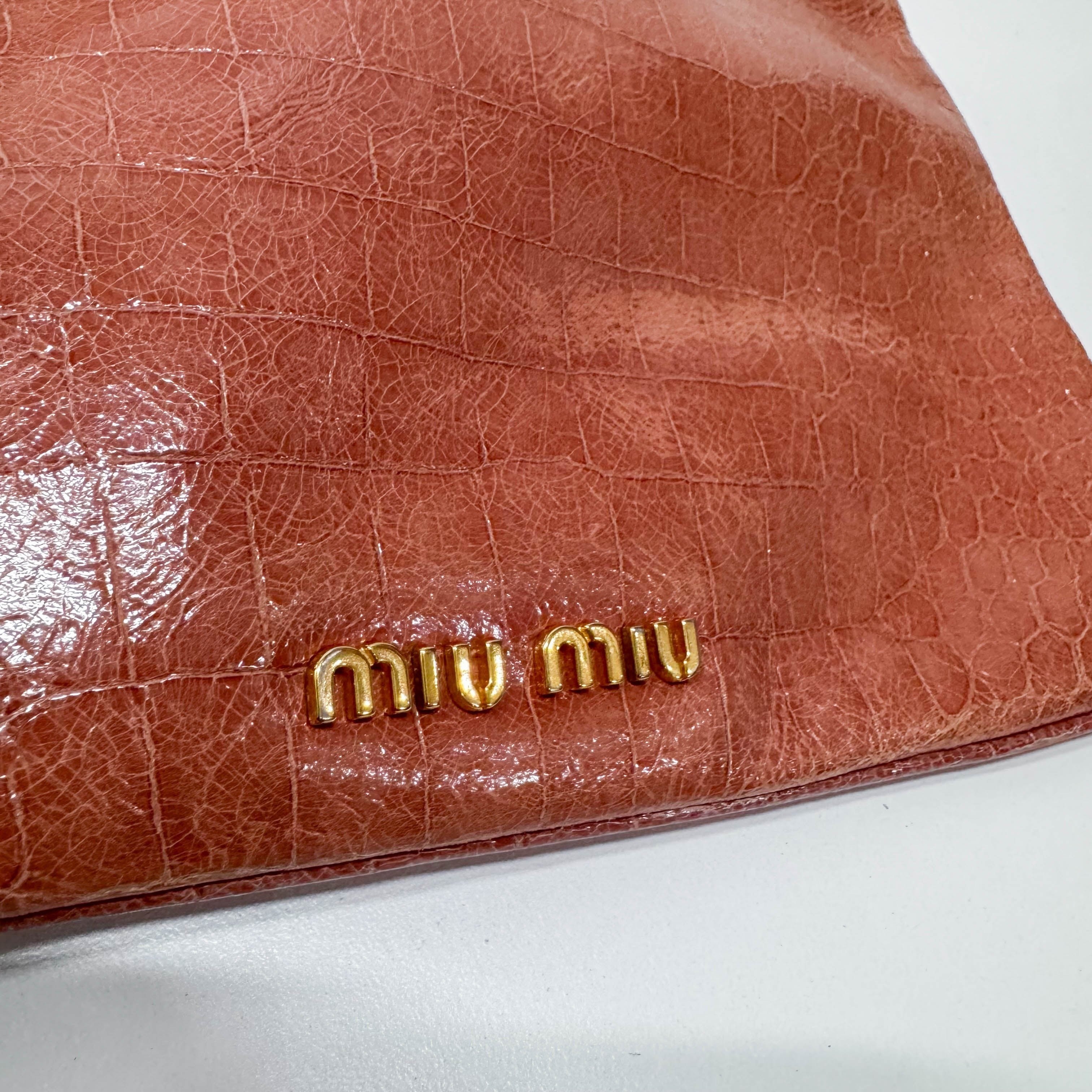 Vintage Pink Croc Embossed Leather Hand Bag