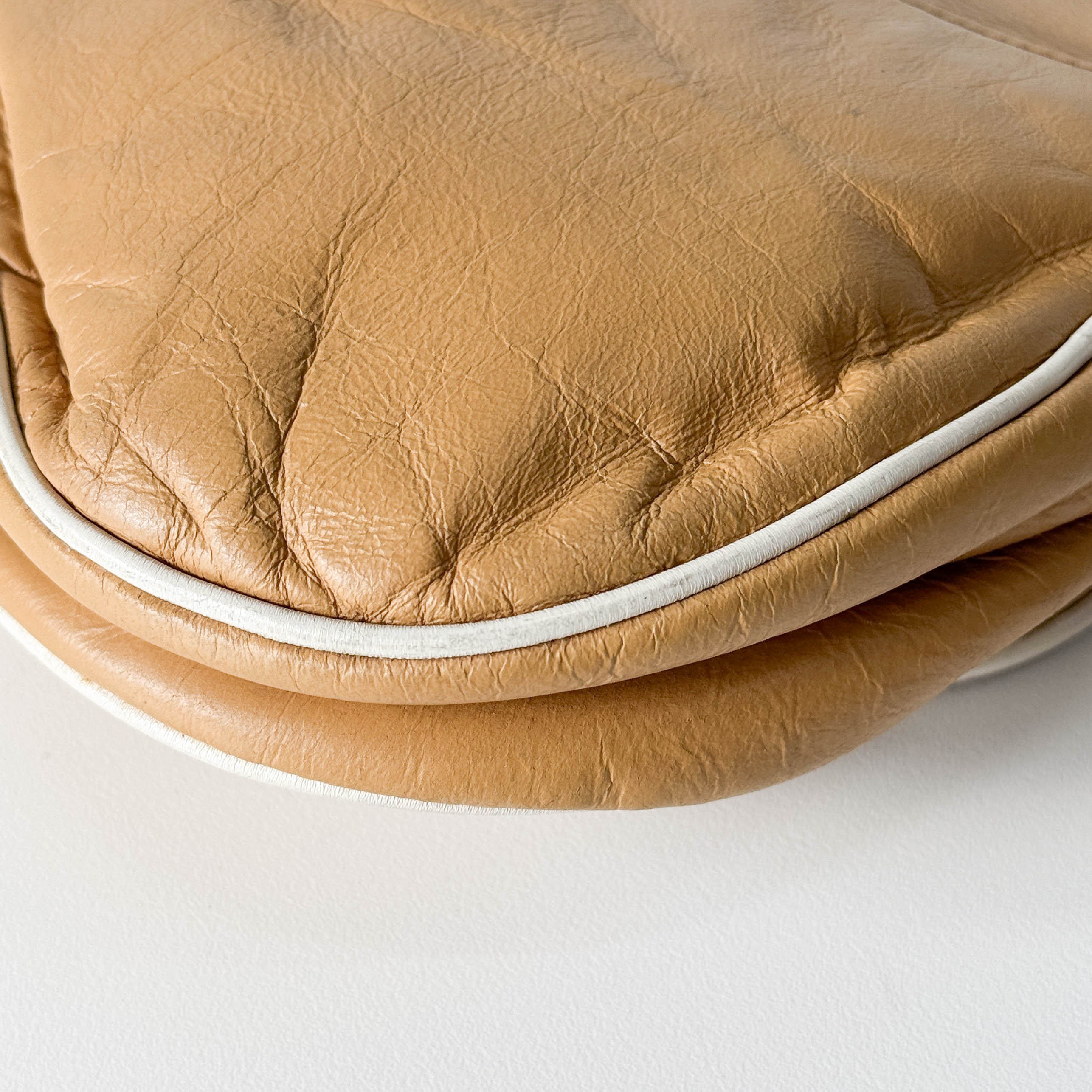 Saddle Beige Leather Shoulder Bag