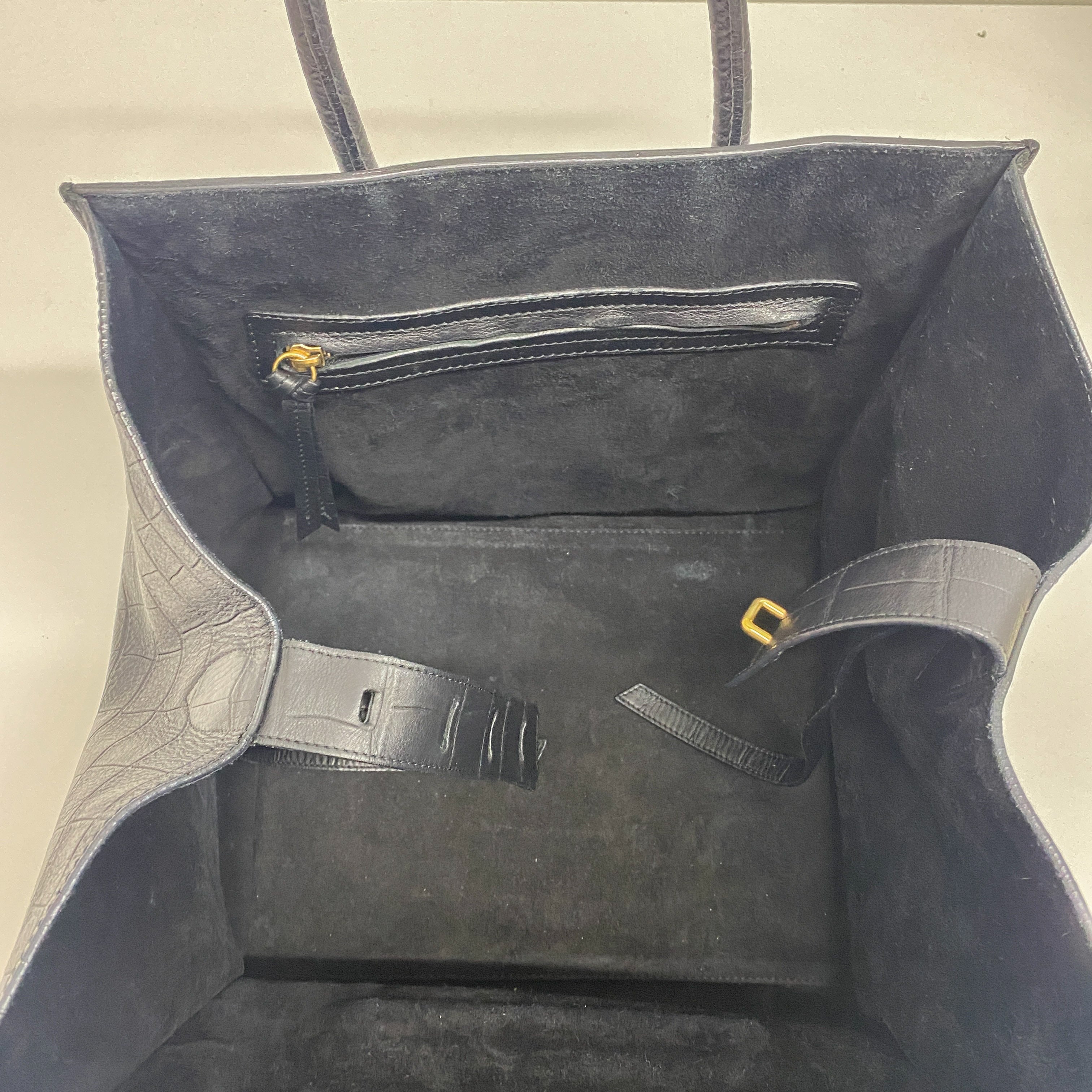 Luggage Phantom Black Crocodile Embossed Hand Bag