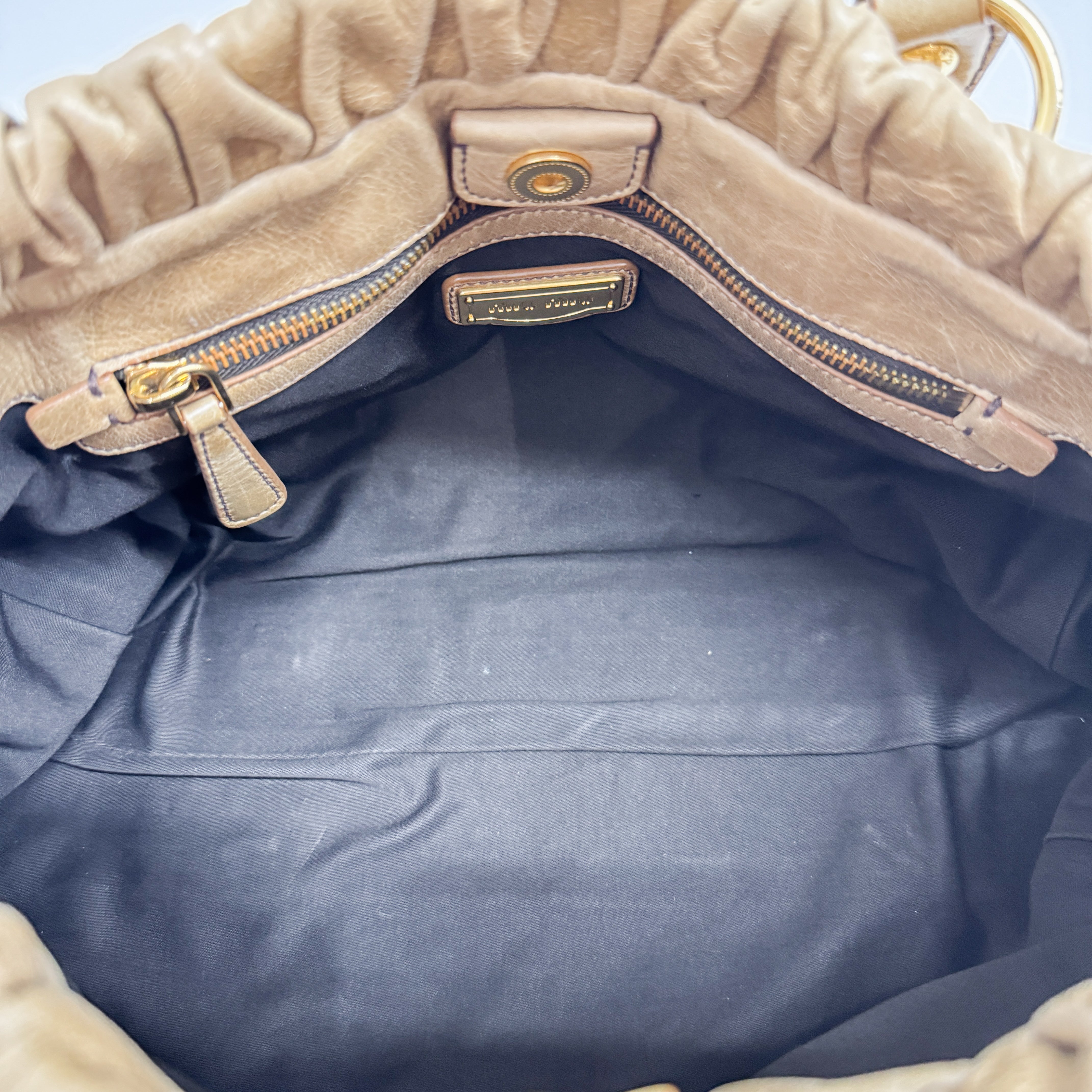 Vittelo Beige Leather Handle Bag