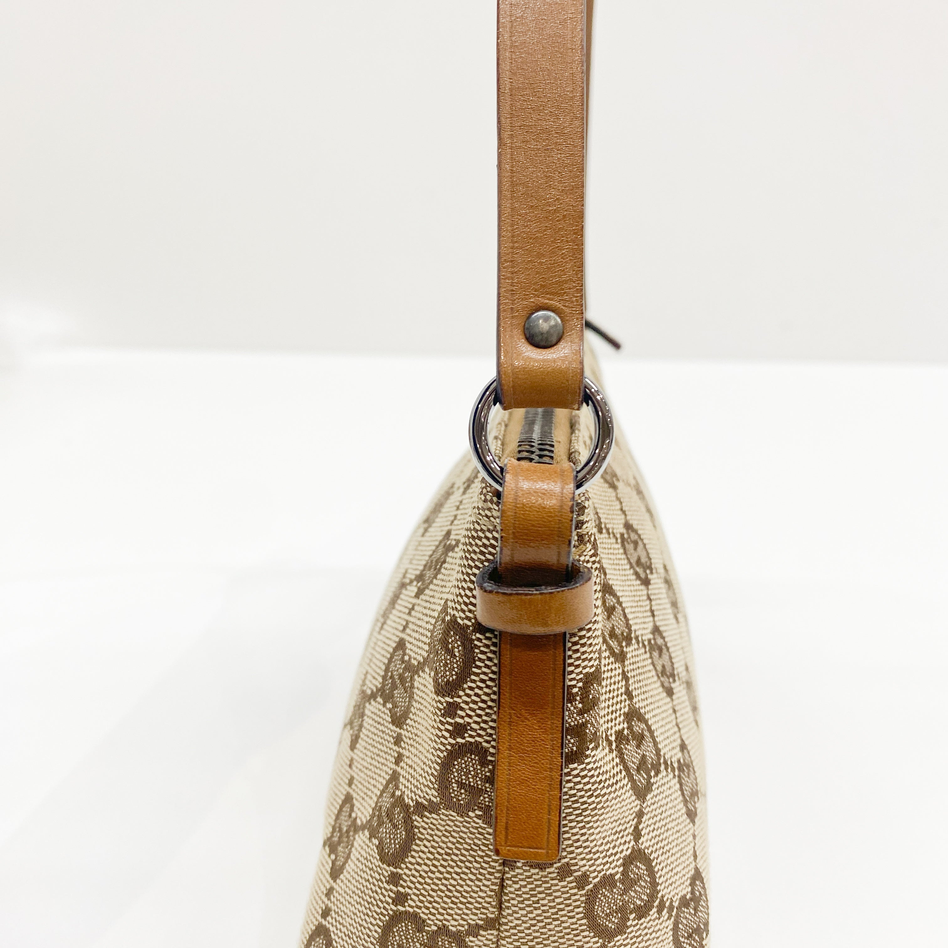 GG Canvas Brown Pouch Shoulder Bag