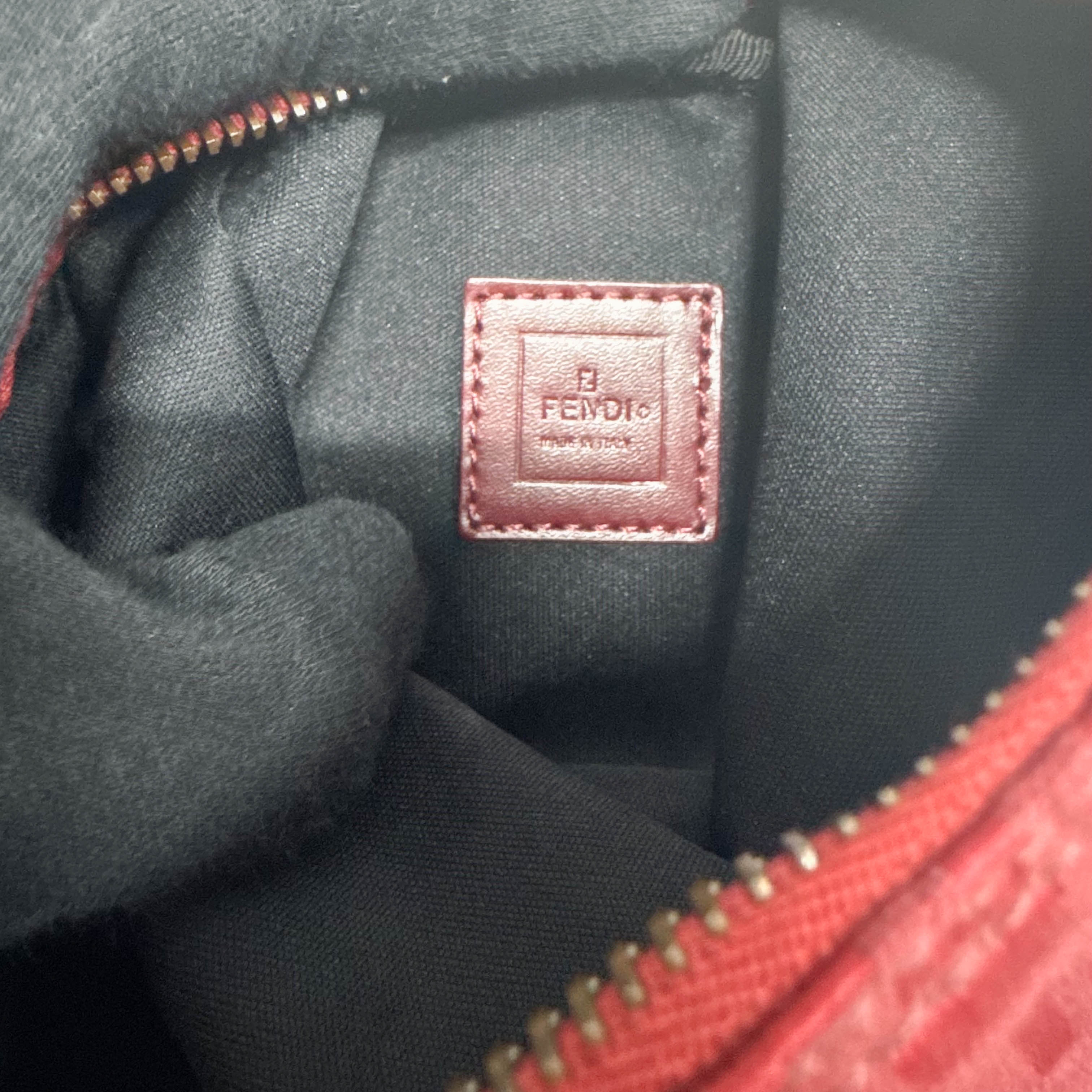 Zucchino Red Canvas Shoulder Bag