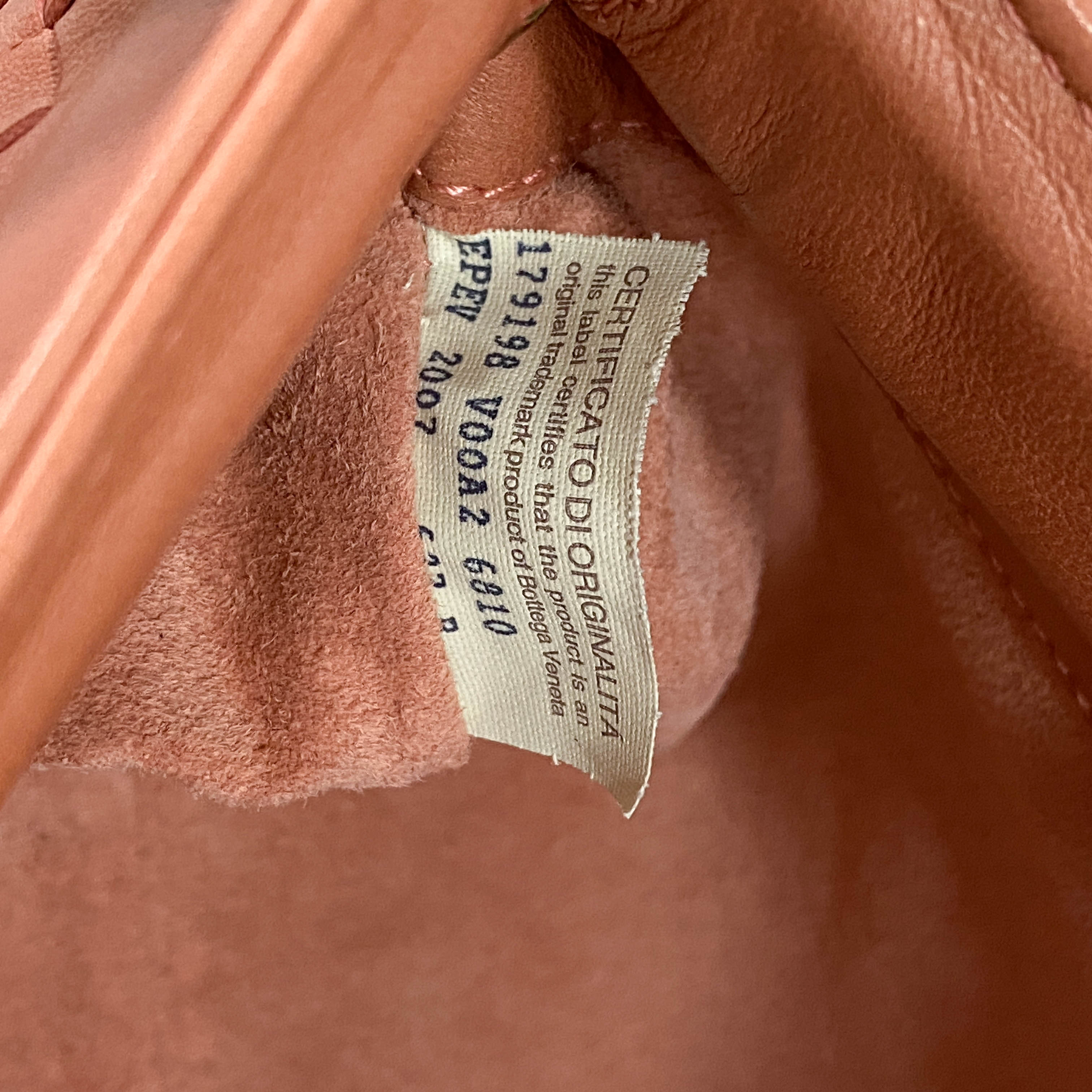 Intrecciato Pink Leather Shoulder Bag