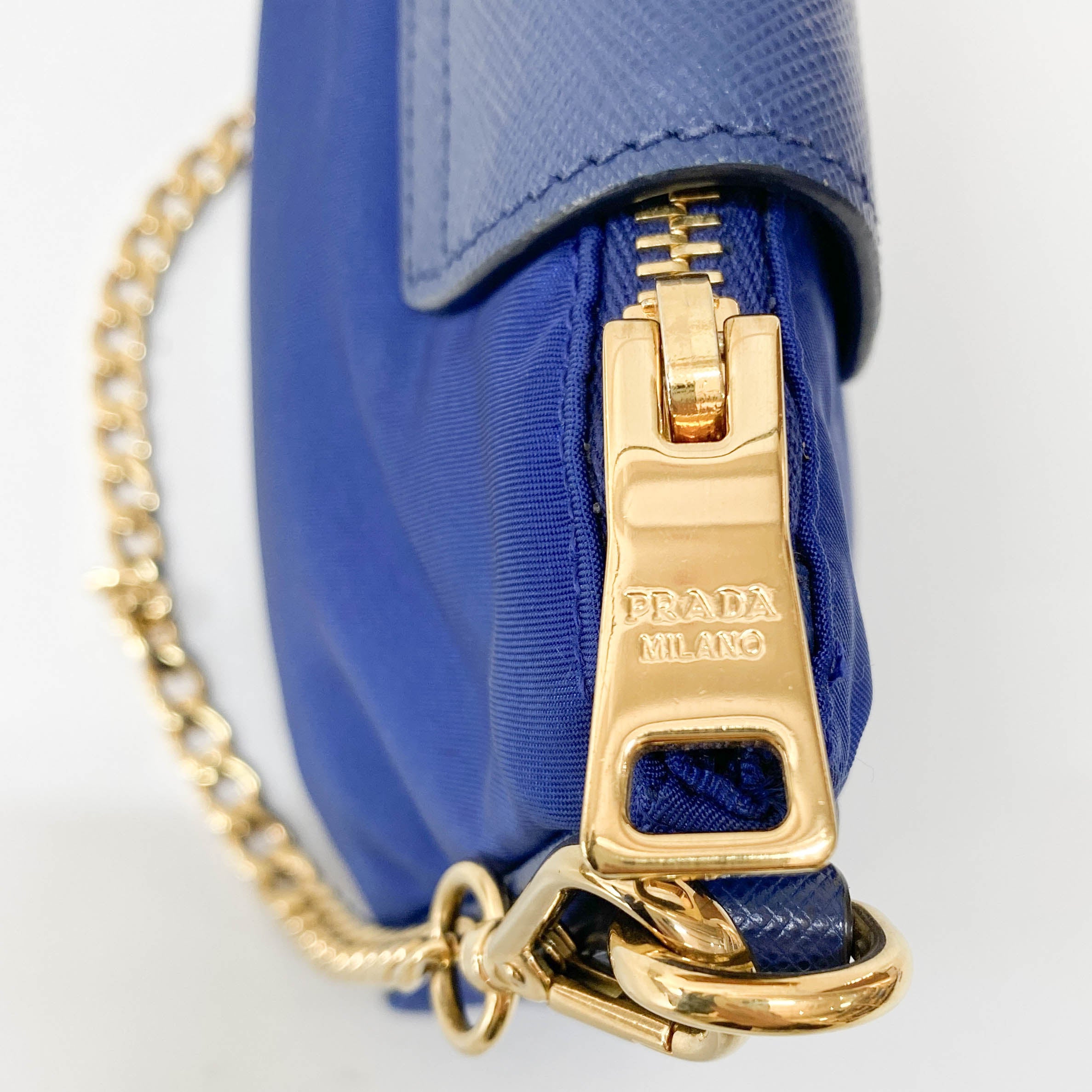 Gold Chain Blue Nylon Shoulder bag