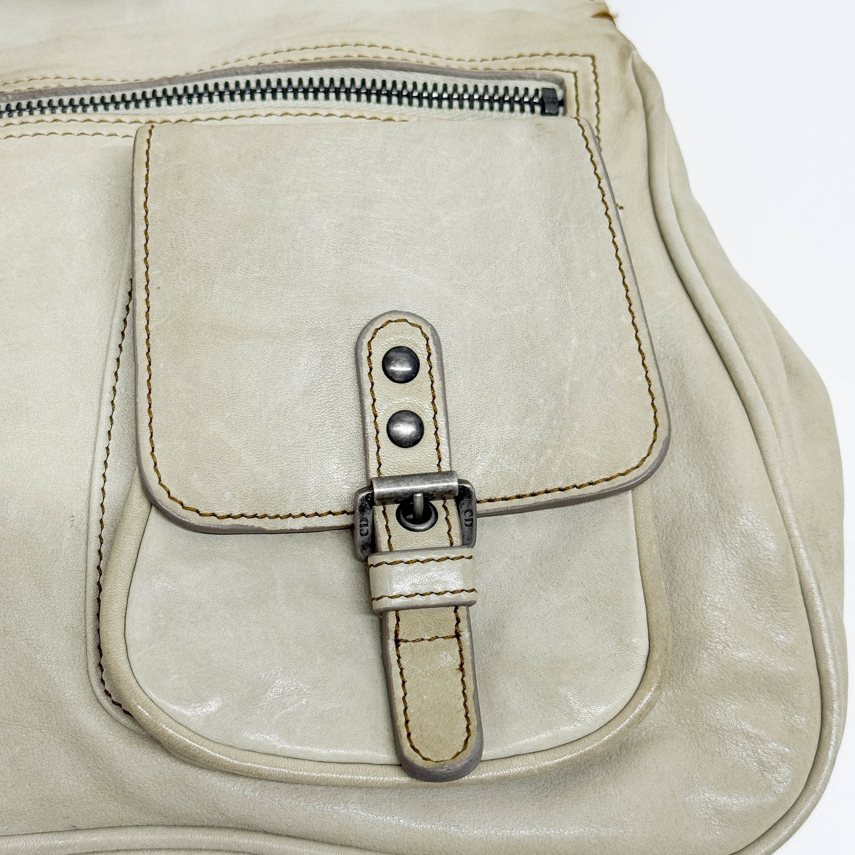 Gaucho ivory Calfskin Leather Shoulder Bag