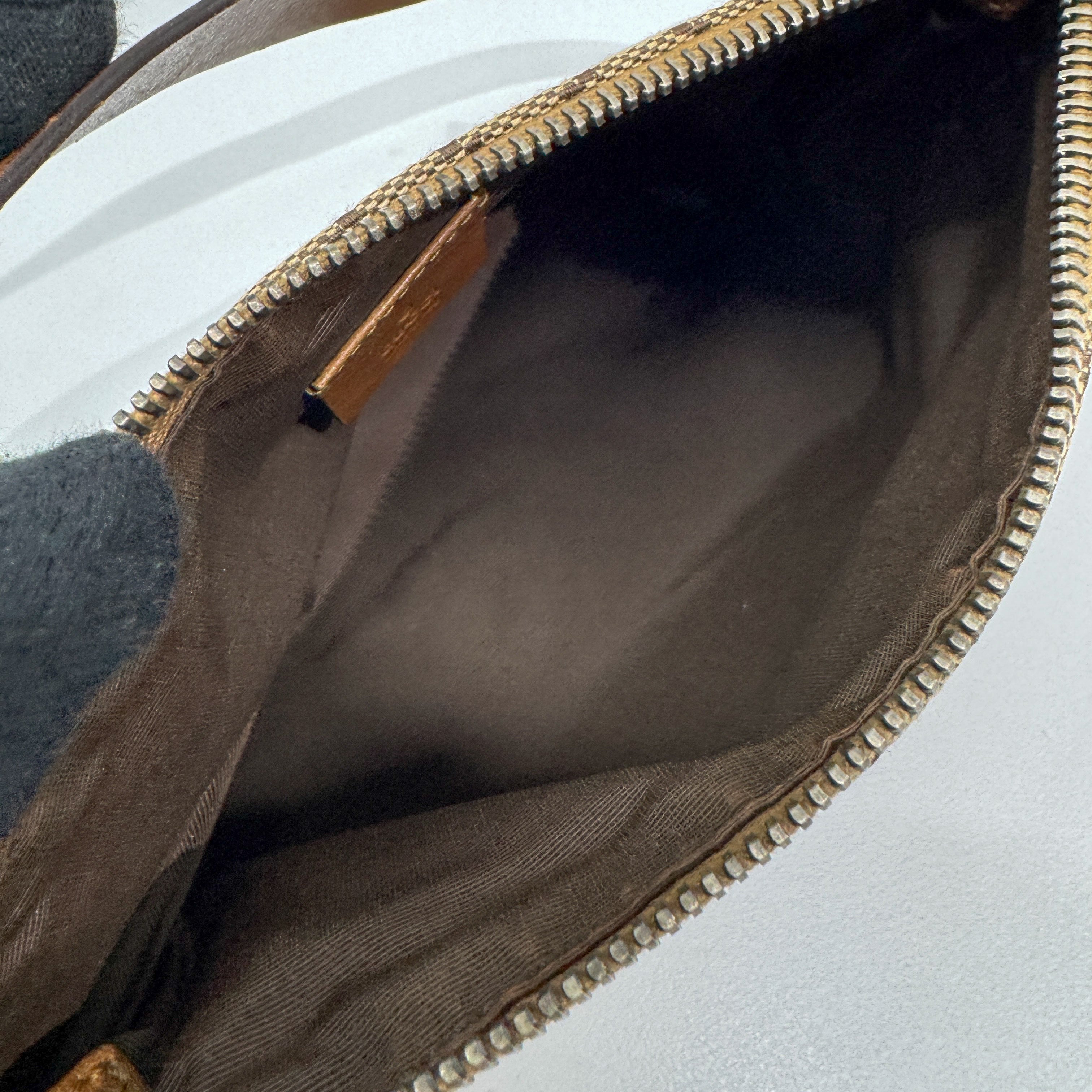 GG Beige Canvas Shoulder Bag