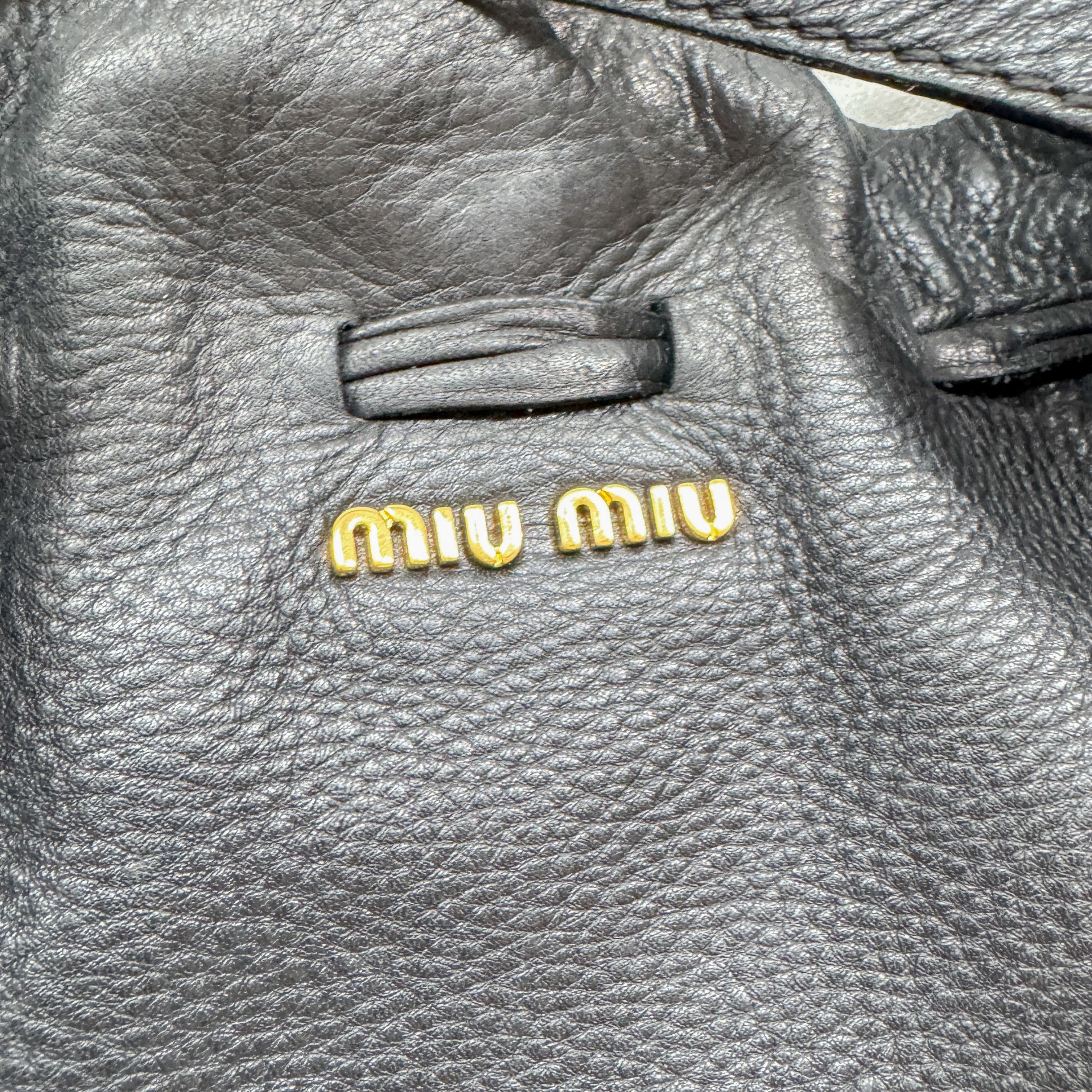 Vitello Lux Bow Bag Black Calfskin Leather Shoulder Bag