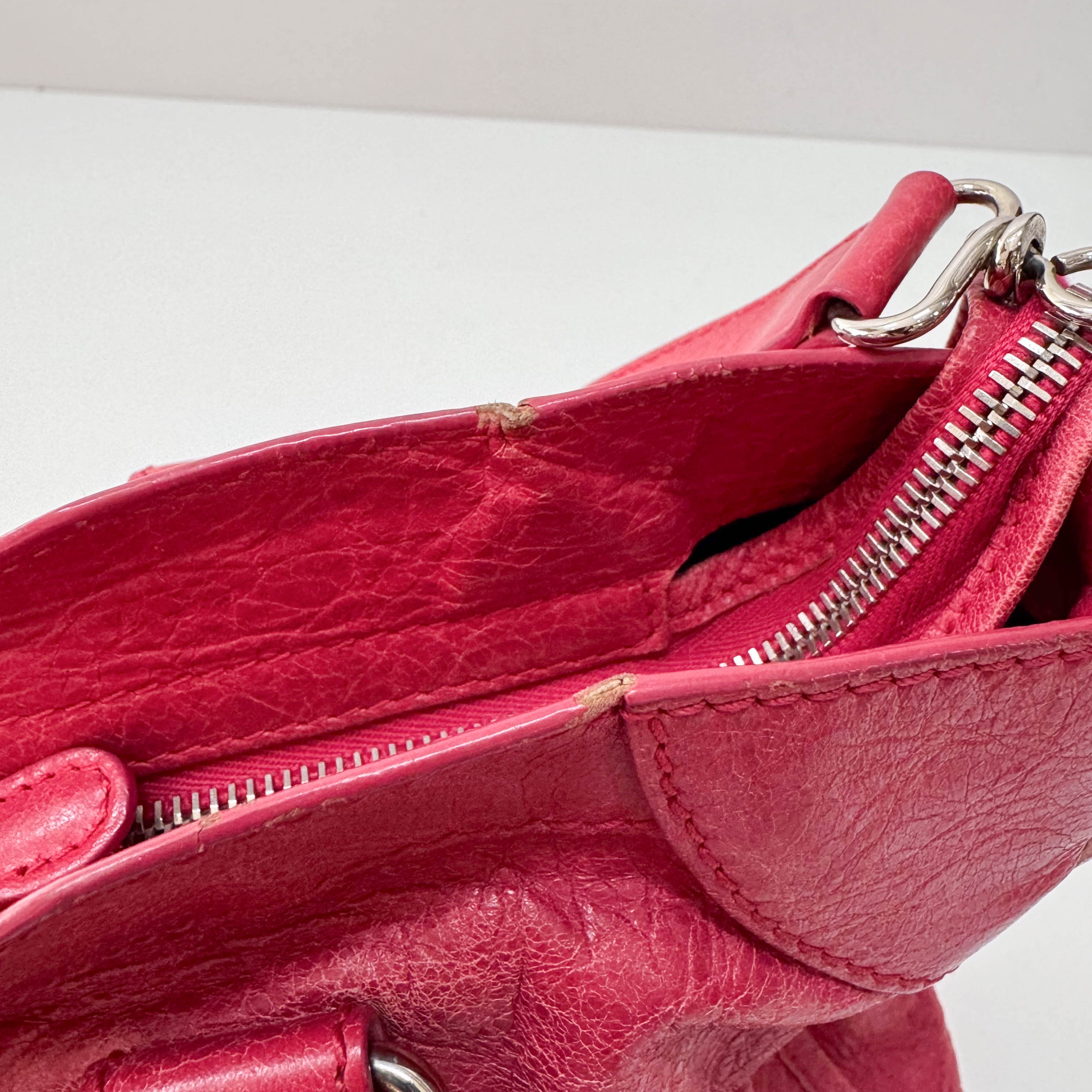 City Magenta Leather Top Handle Bag