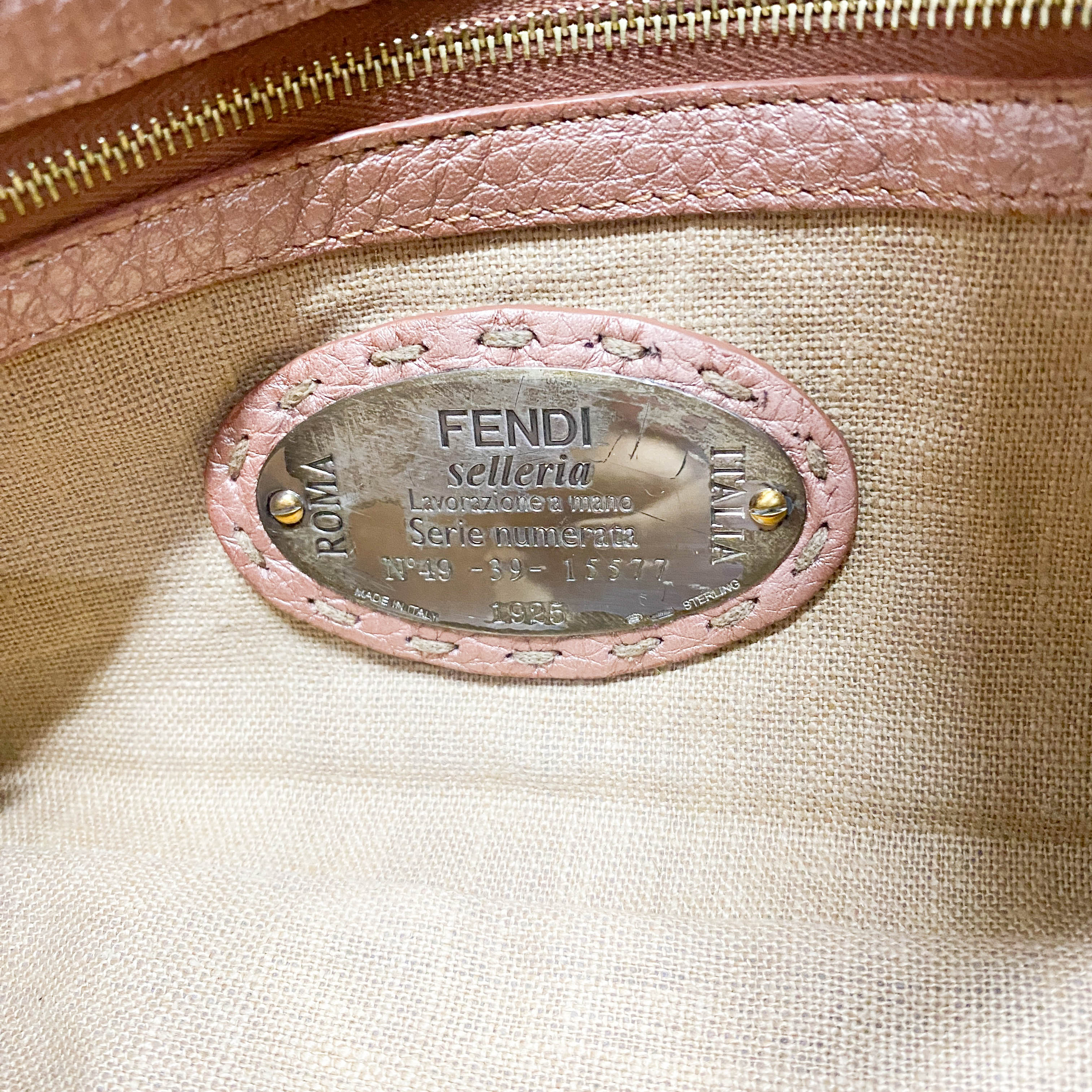 Selleria Baguette Rosegold Leather Shoulder Bag