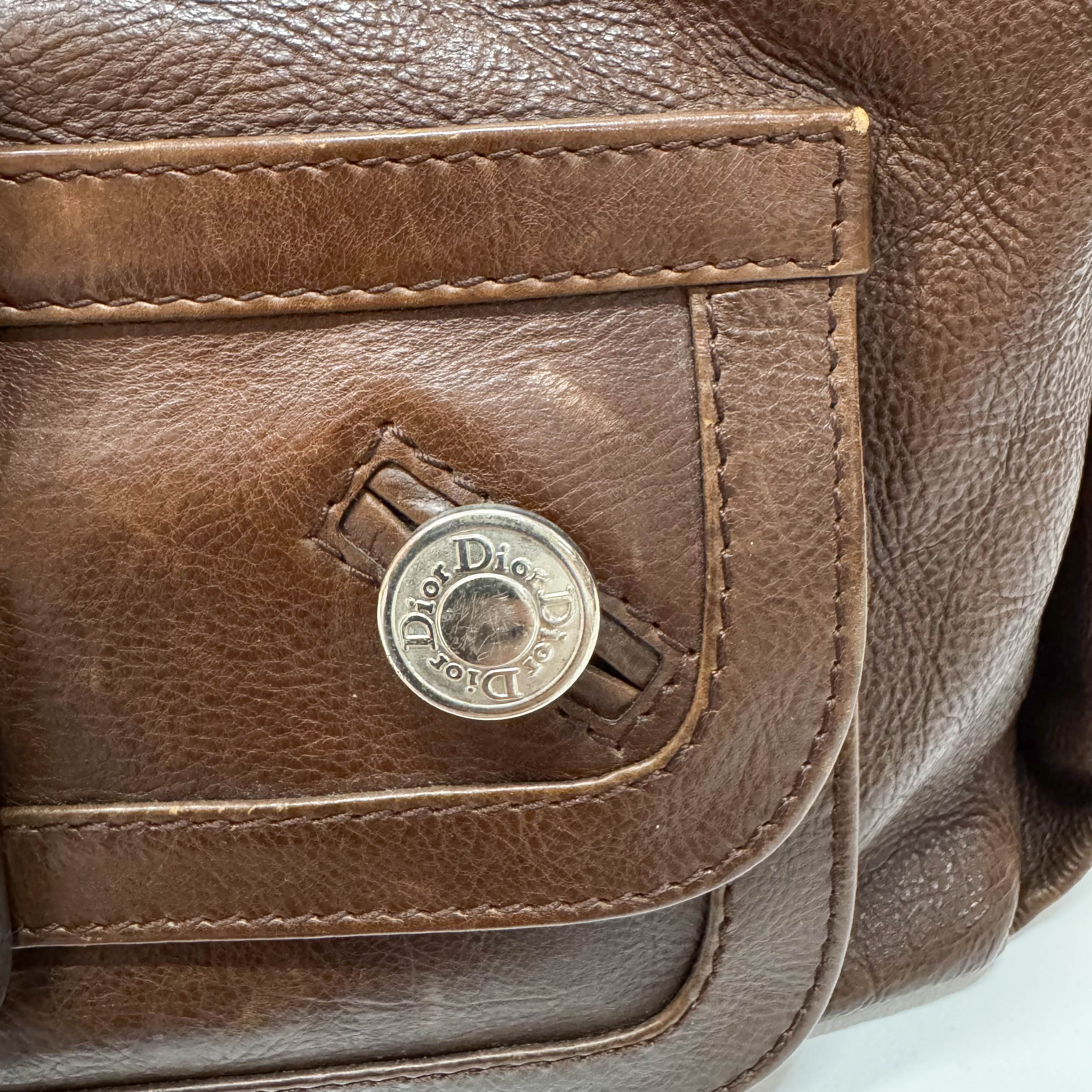 Flight Brown Leather Shoulder Bag