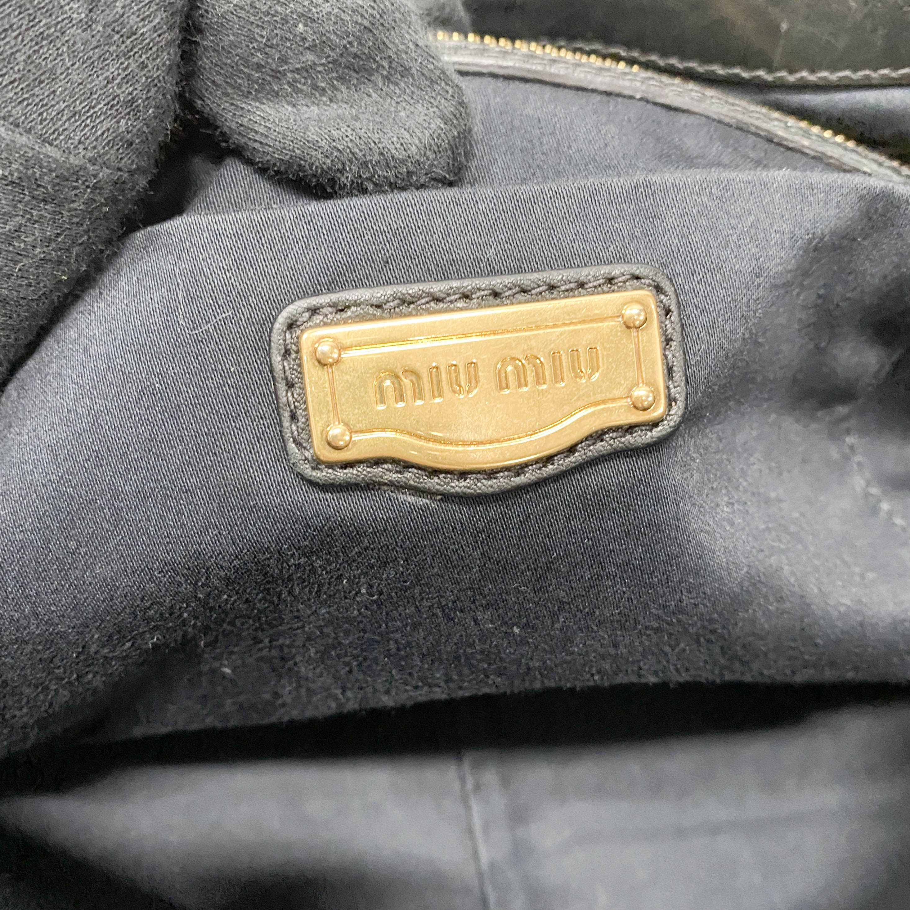 Vitello Caribu Black Calfskin Leather Hand Bag