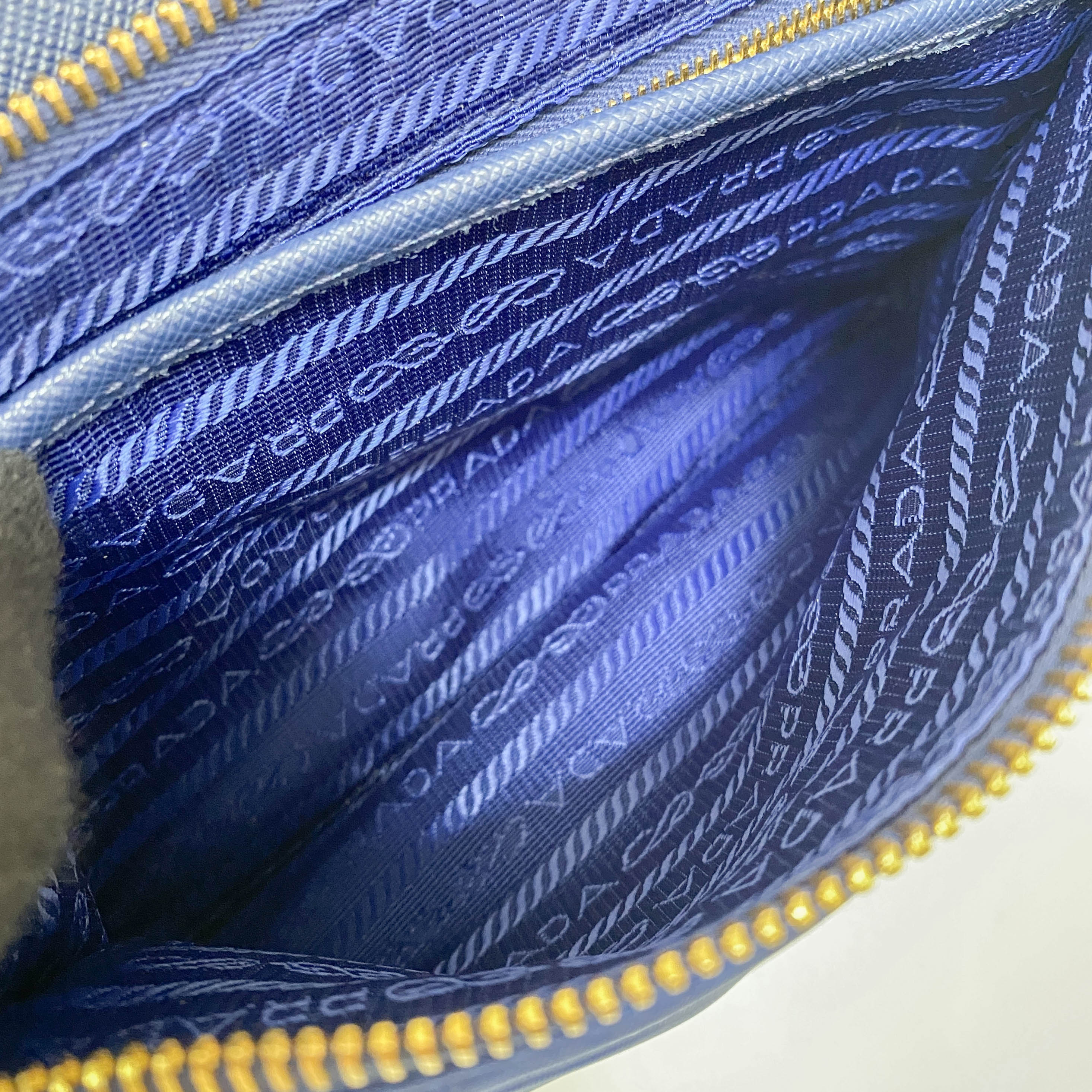 Gold Chain Blue Nylon Shoulder bag