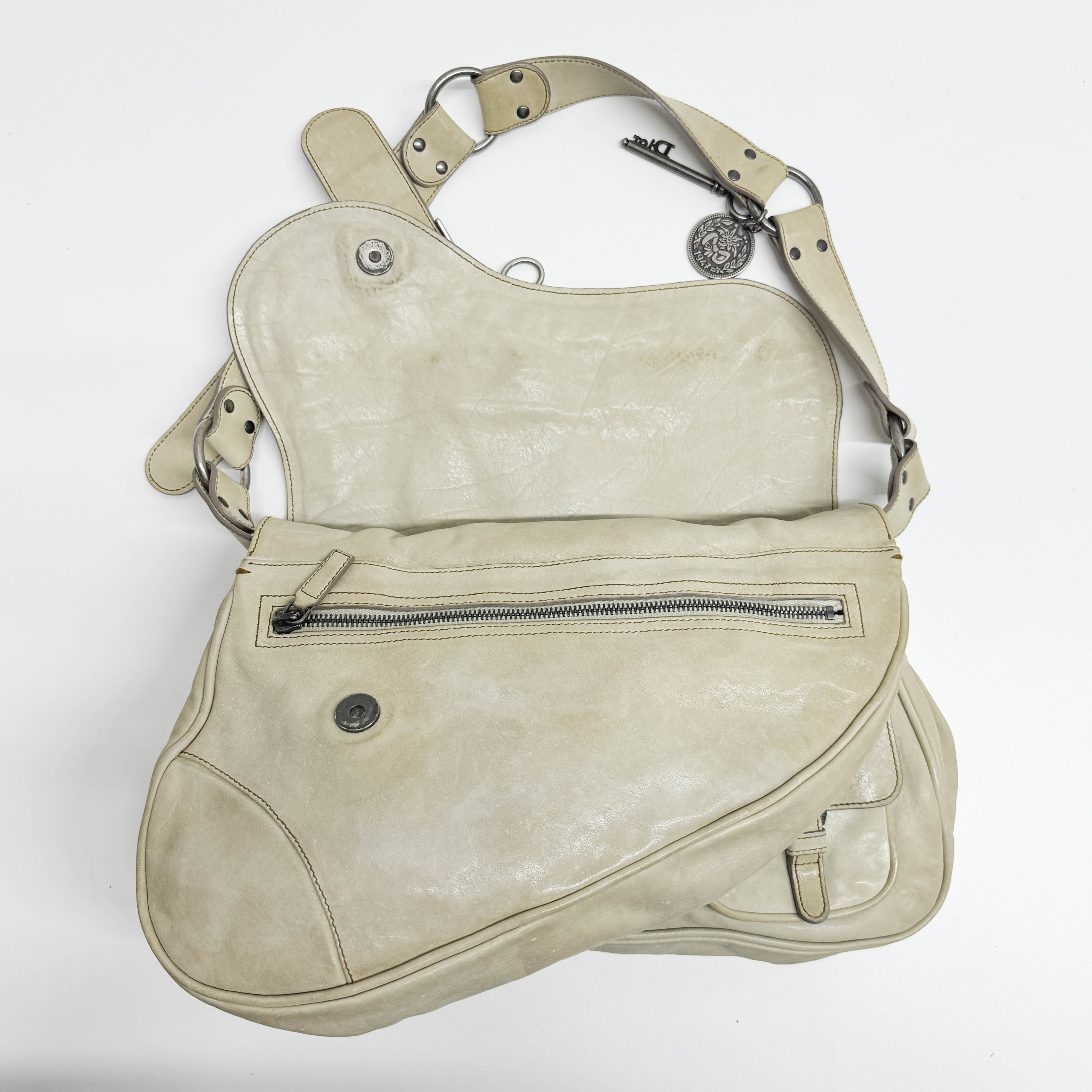 Gaucho ivory Calfskin Leather Shoulder Bag