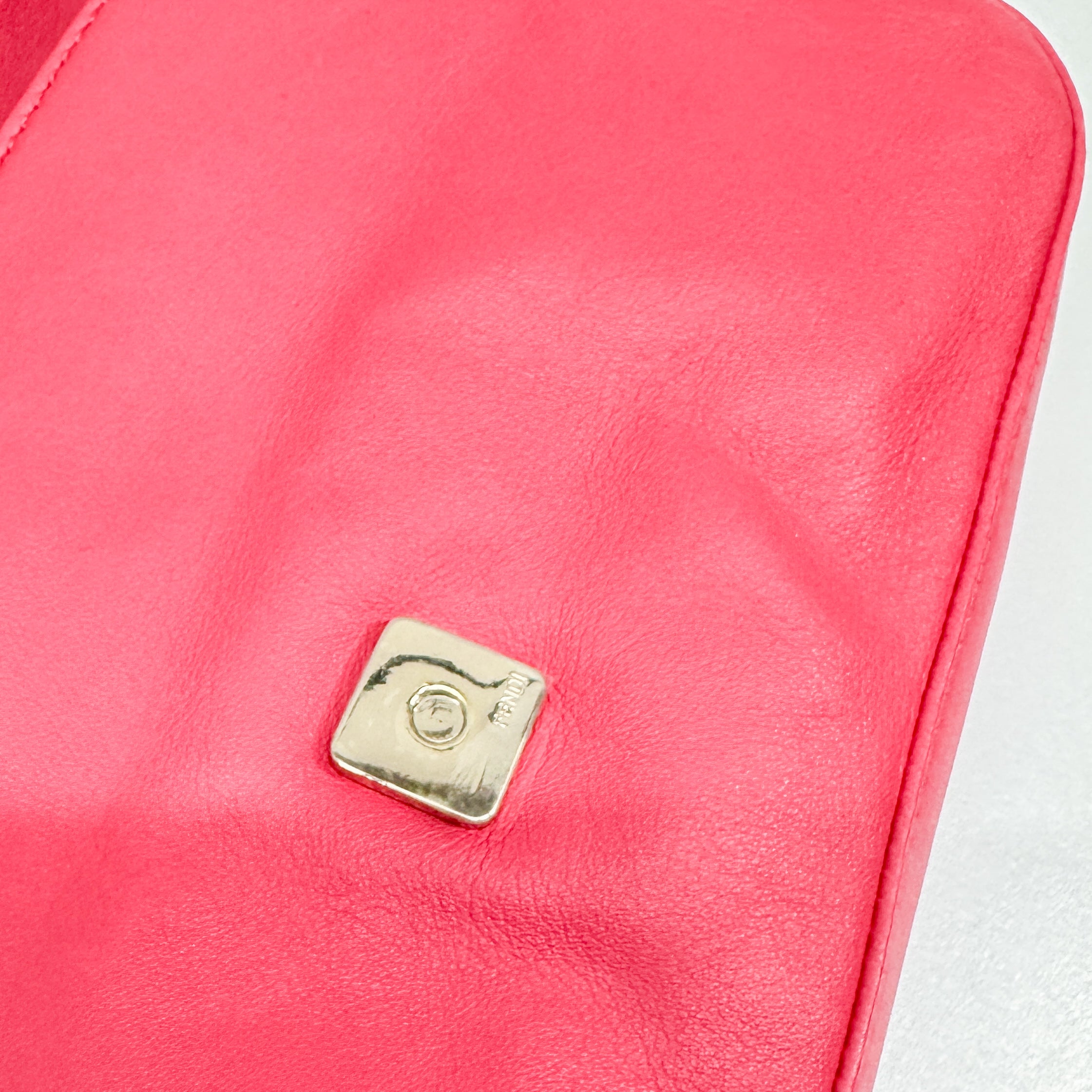 Baguette Pink Leather Shoulder Bag