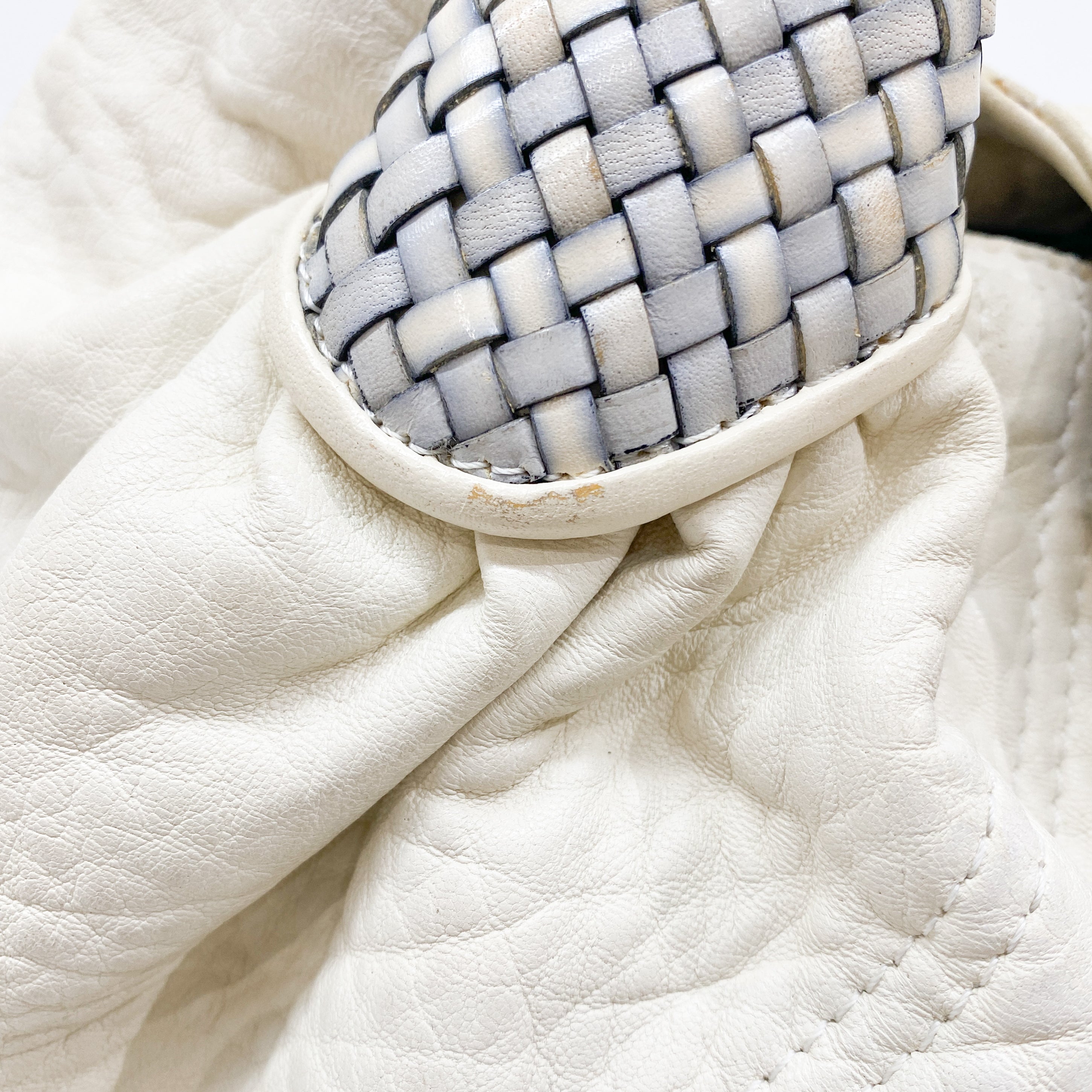 Vintage White Basket Leather Hand Bag