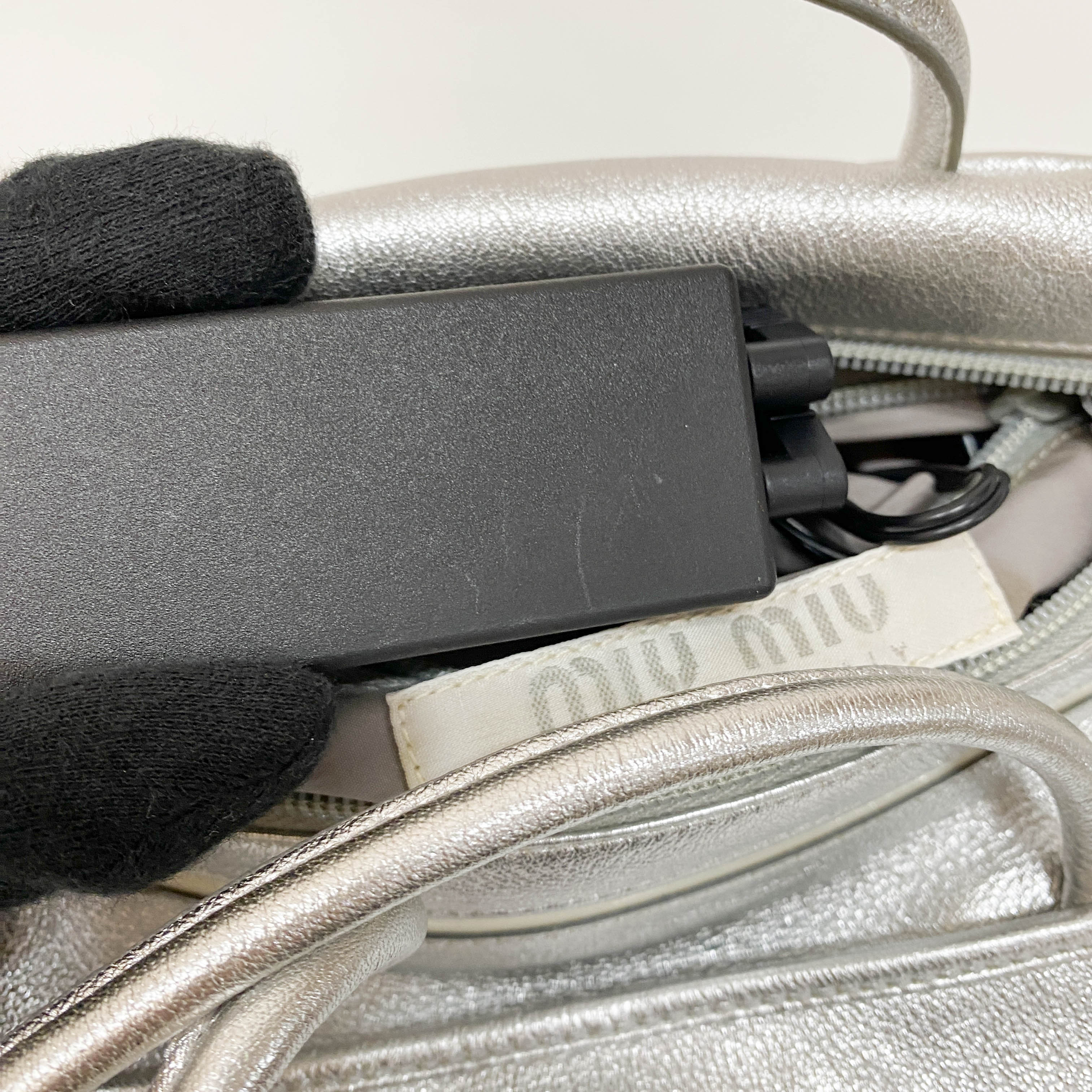 Archive Light Up Silver Leather Shoulder Bag