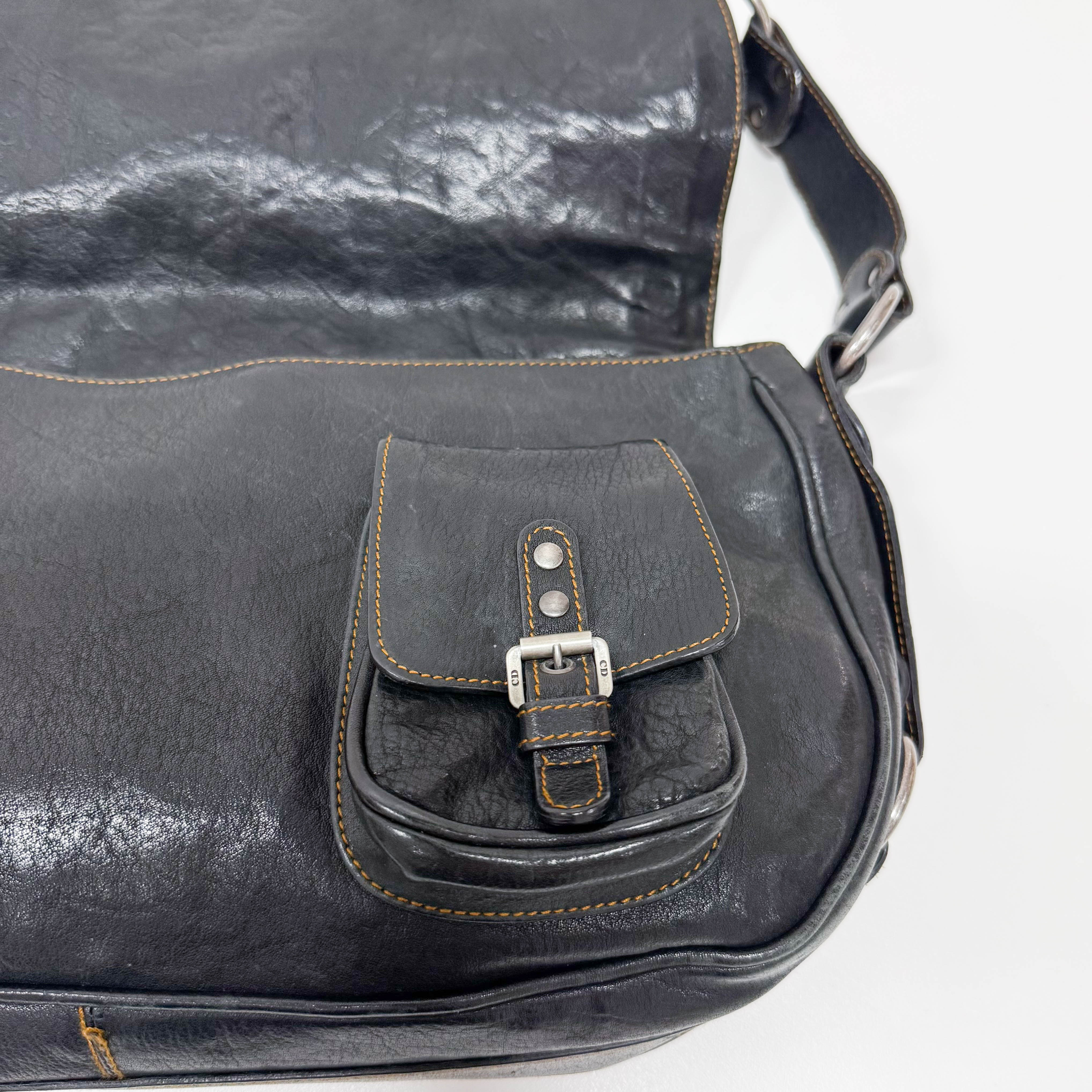 Gaucho Black Leather Shoulder Bag