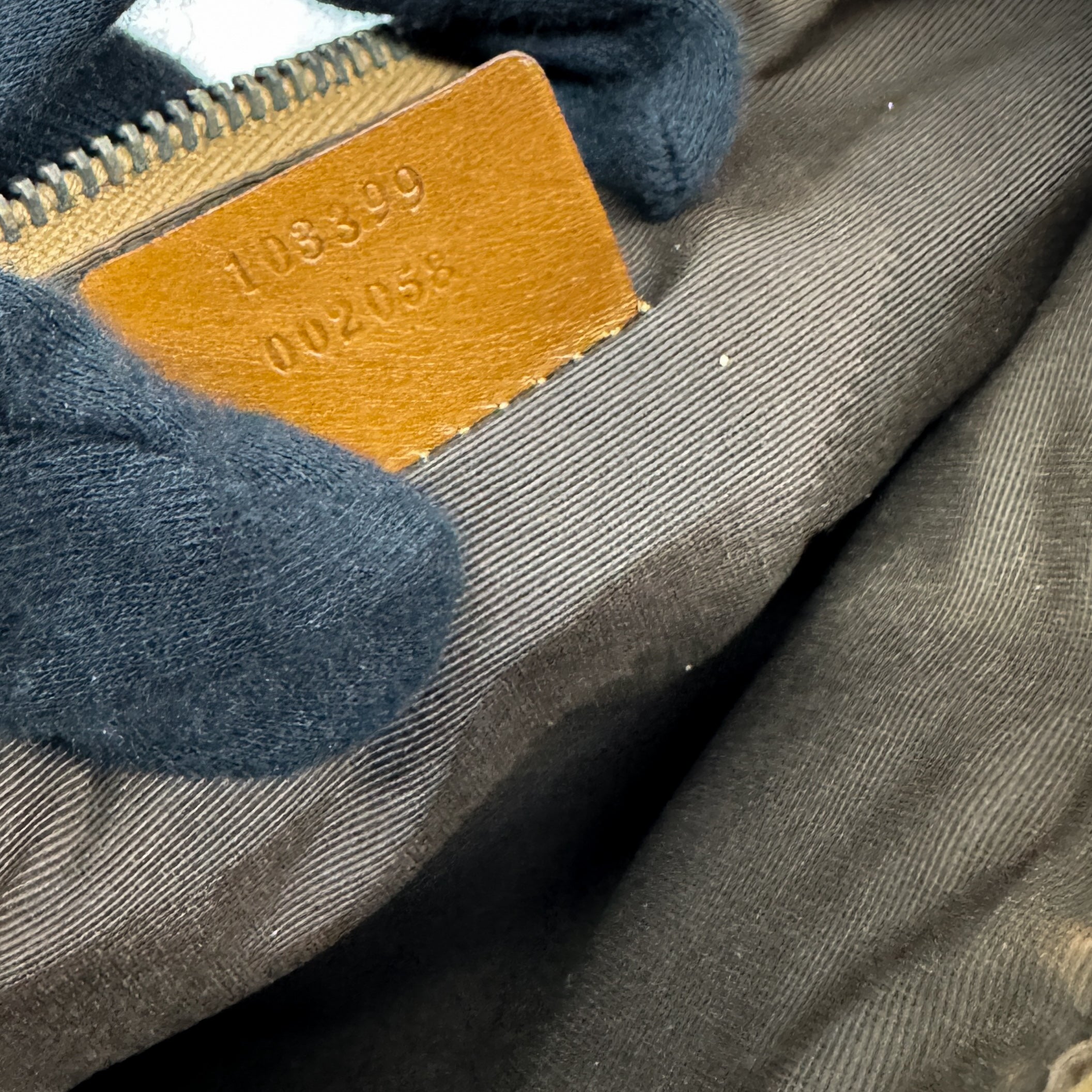 GG Beige Canvas Shoulder Bag