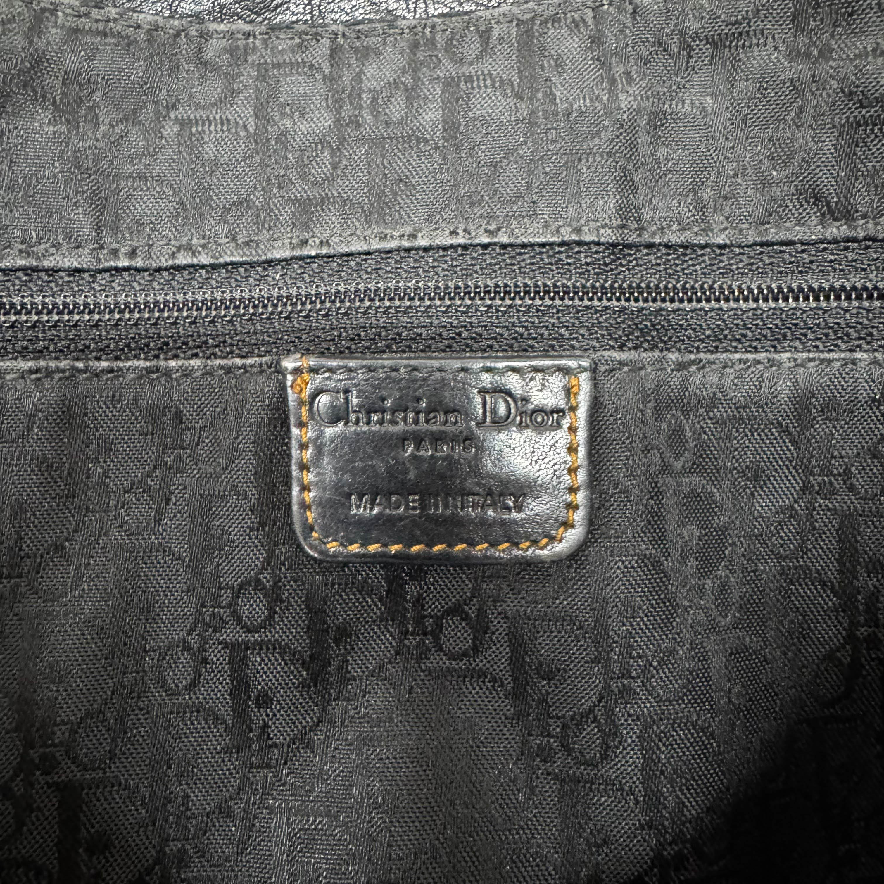 Gaucho Black Leather Shoulder Bag