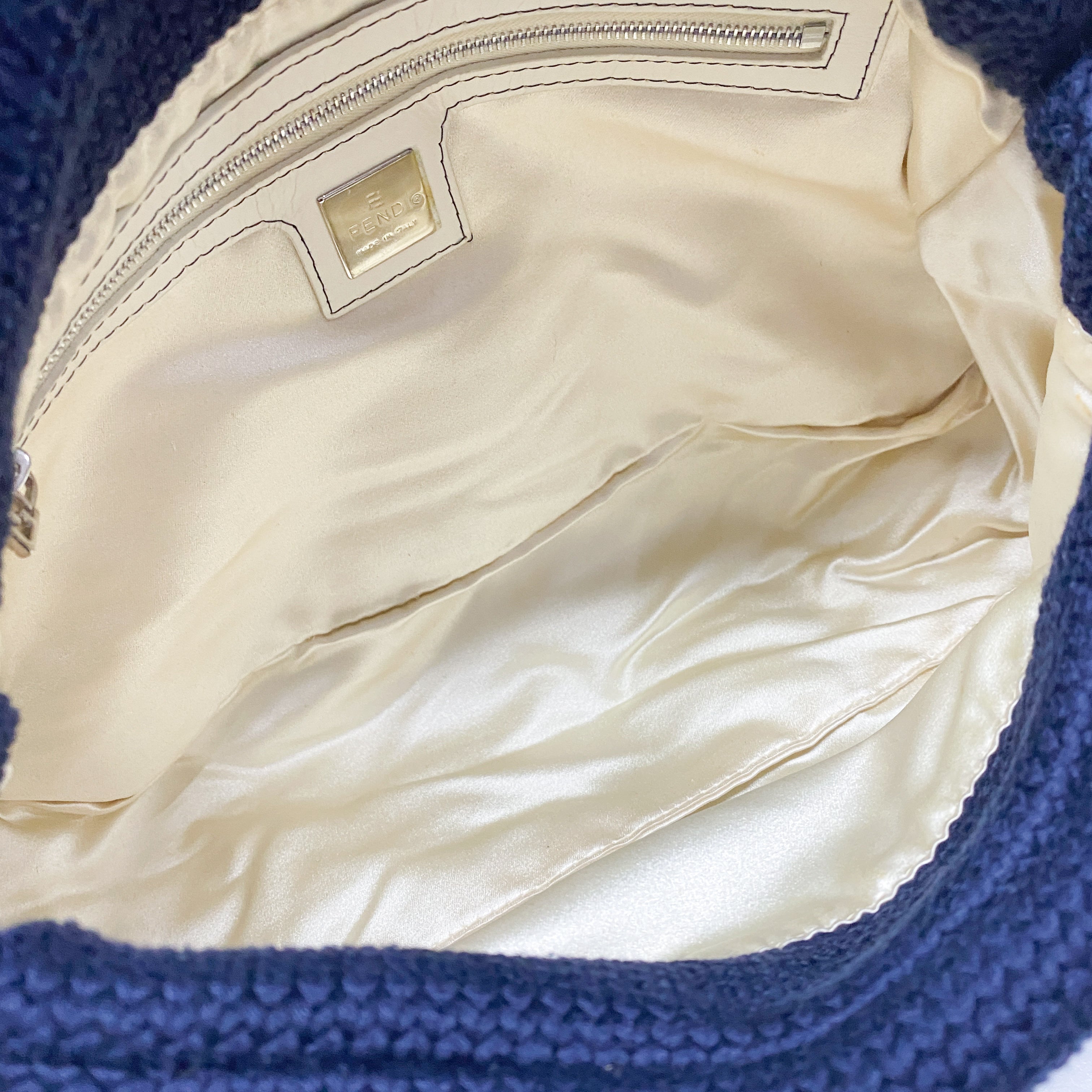 Mamma Baguette Knitted Cotton Fabric Shoulder Bag