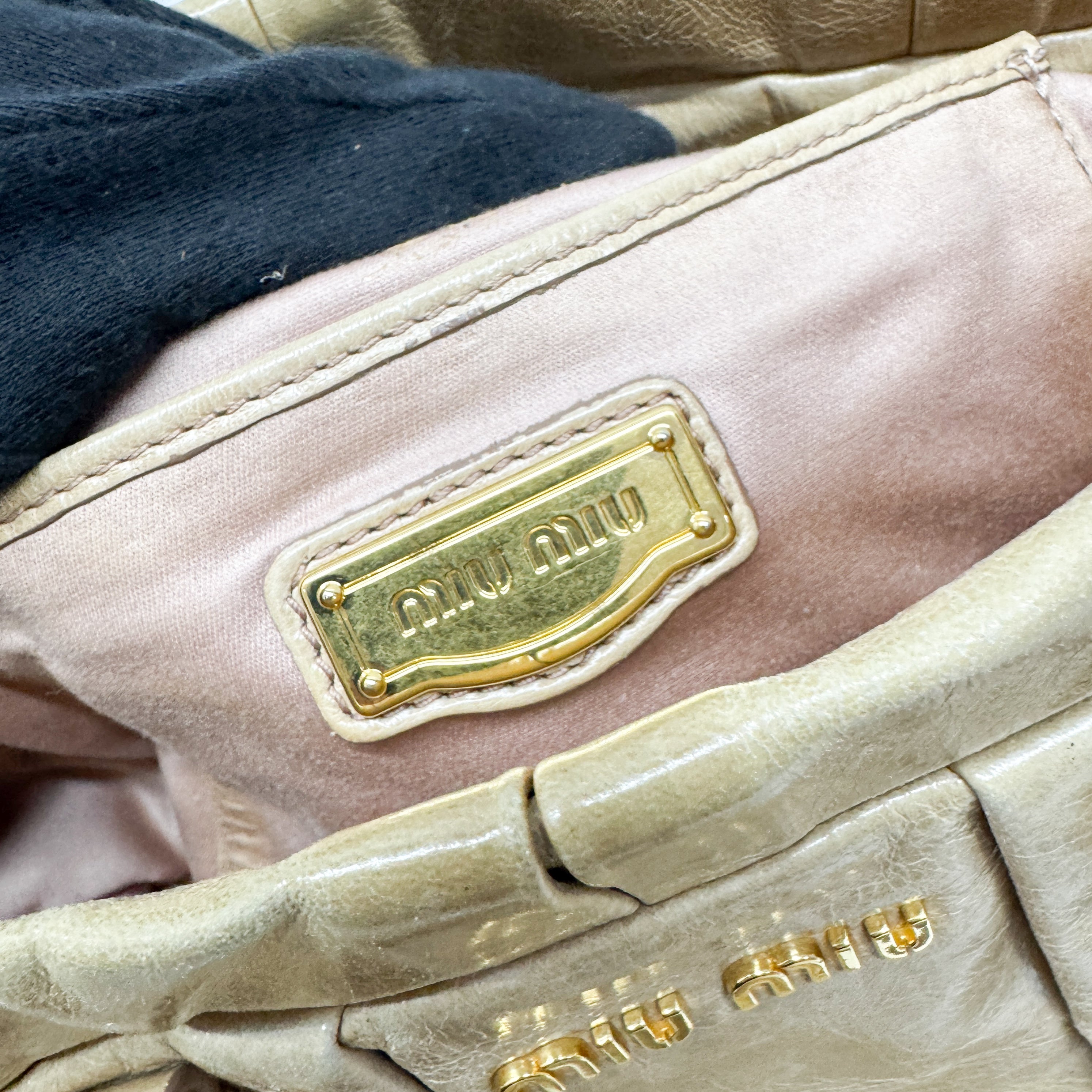 Vitello Beige Leather Hand Bag