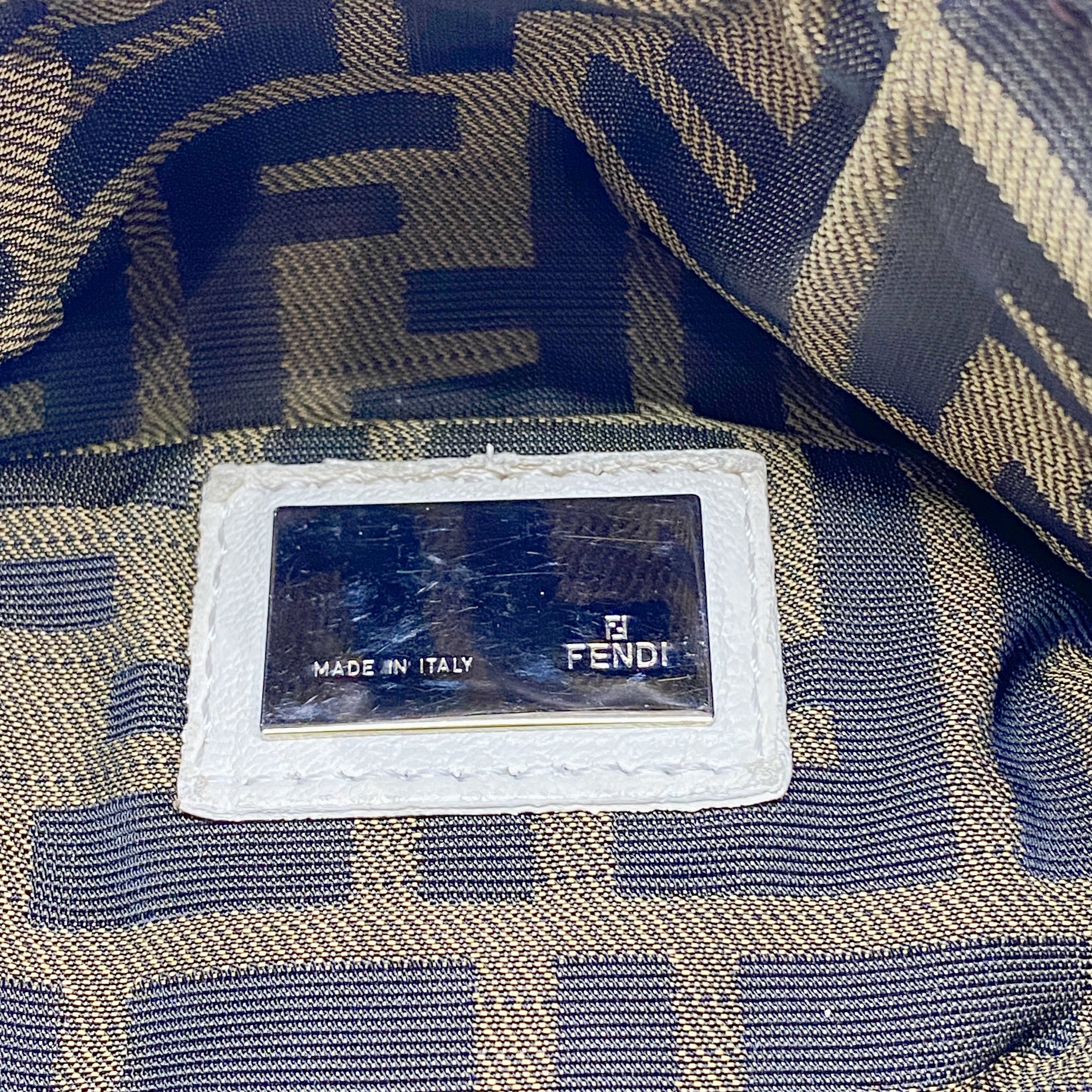 Vintage White Basket Leather Hand Bag