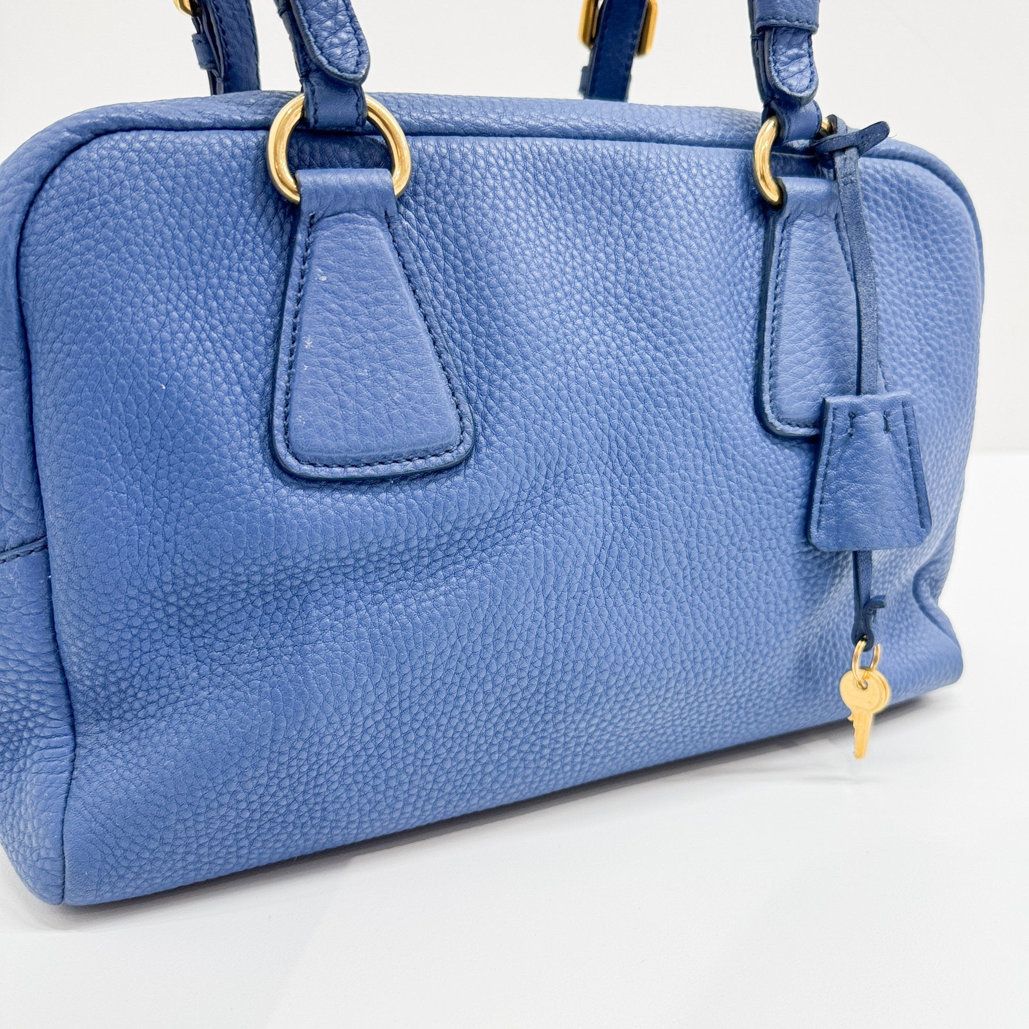 Vatero Dino Tote Bag Handbag Blue Gold Hardware Leather