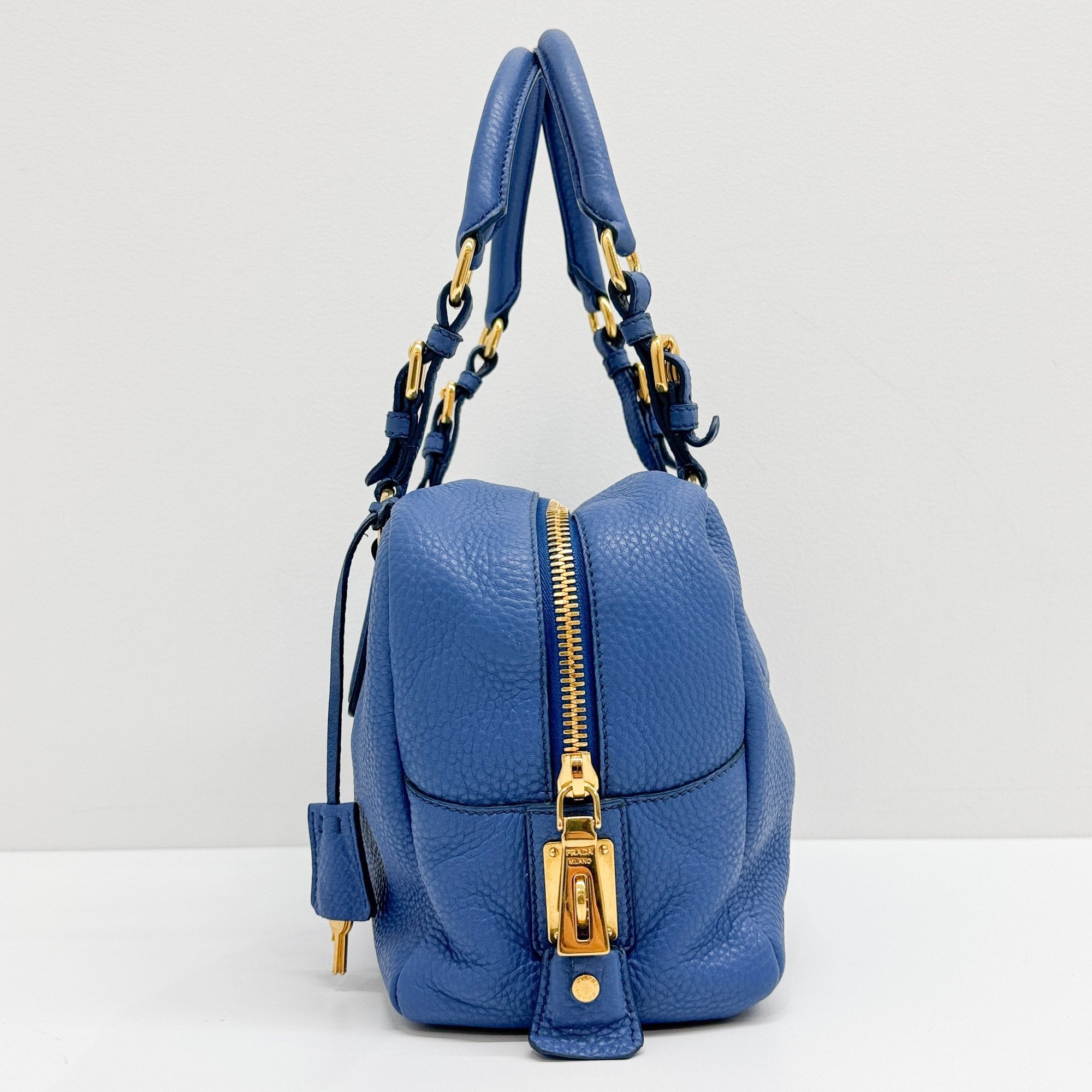 Vatero Dino Tote Bag Handbag Blue Gold Hardware Leather