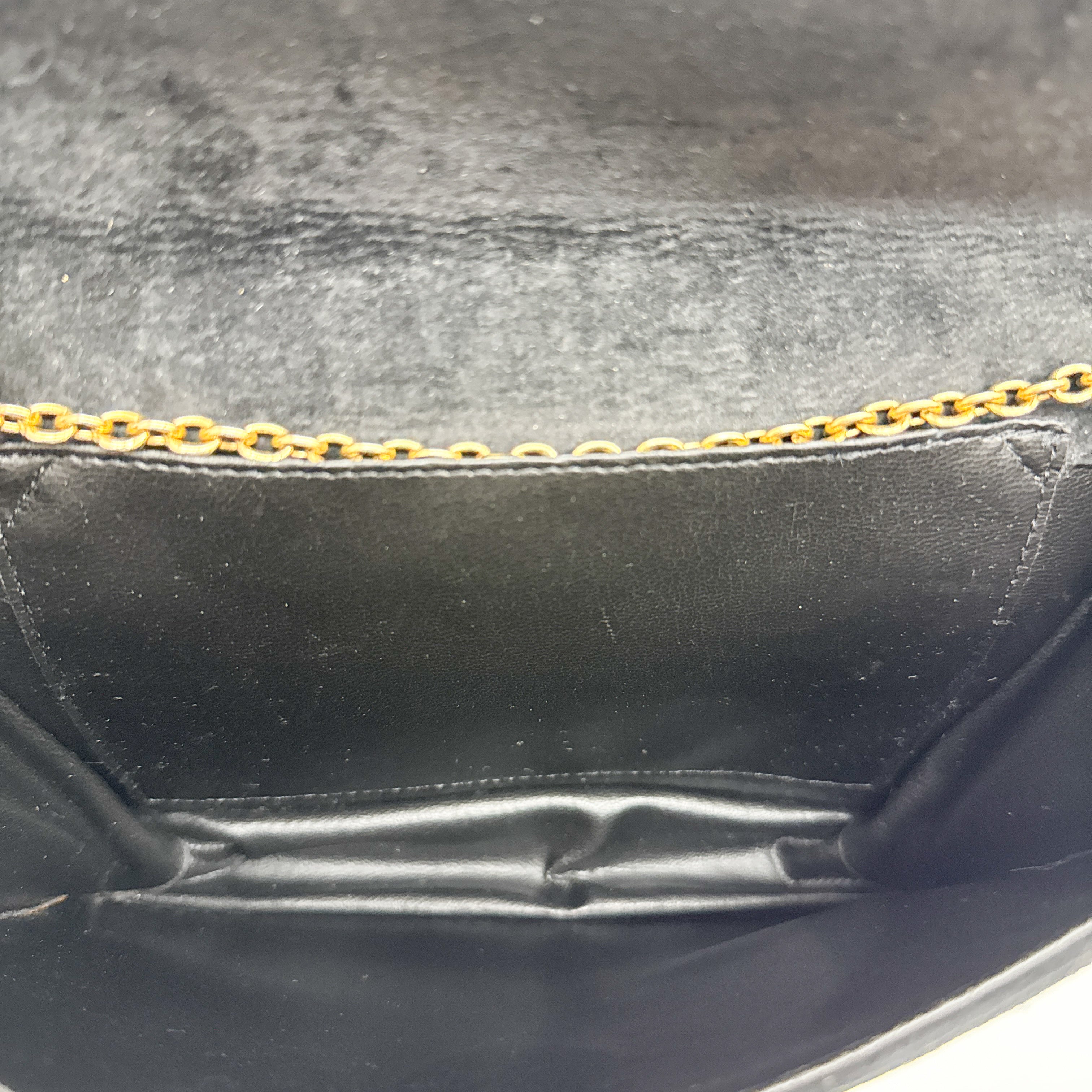 Black Heart Hardware Suede Chain Shoulder Bag