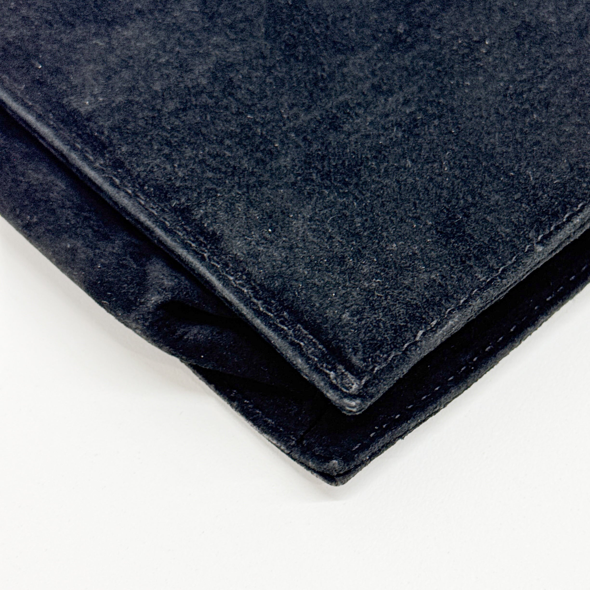 Black Heart Hardware Suede Chain Shoulder Bag