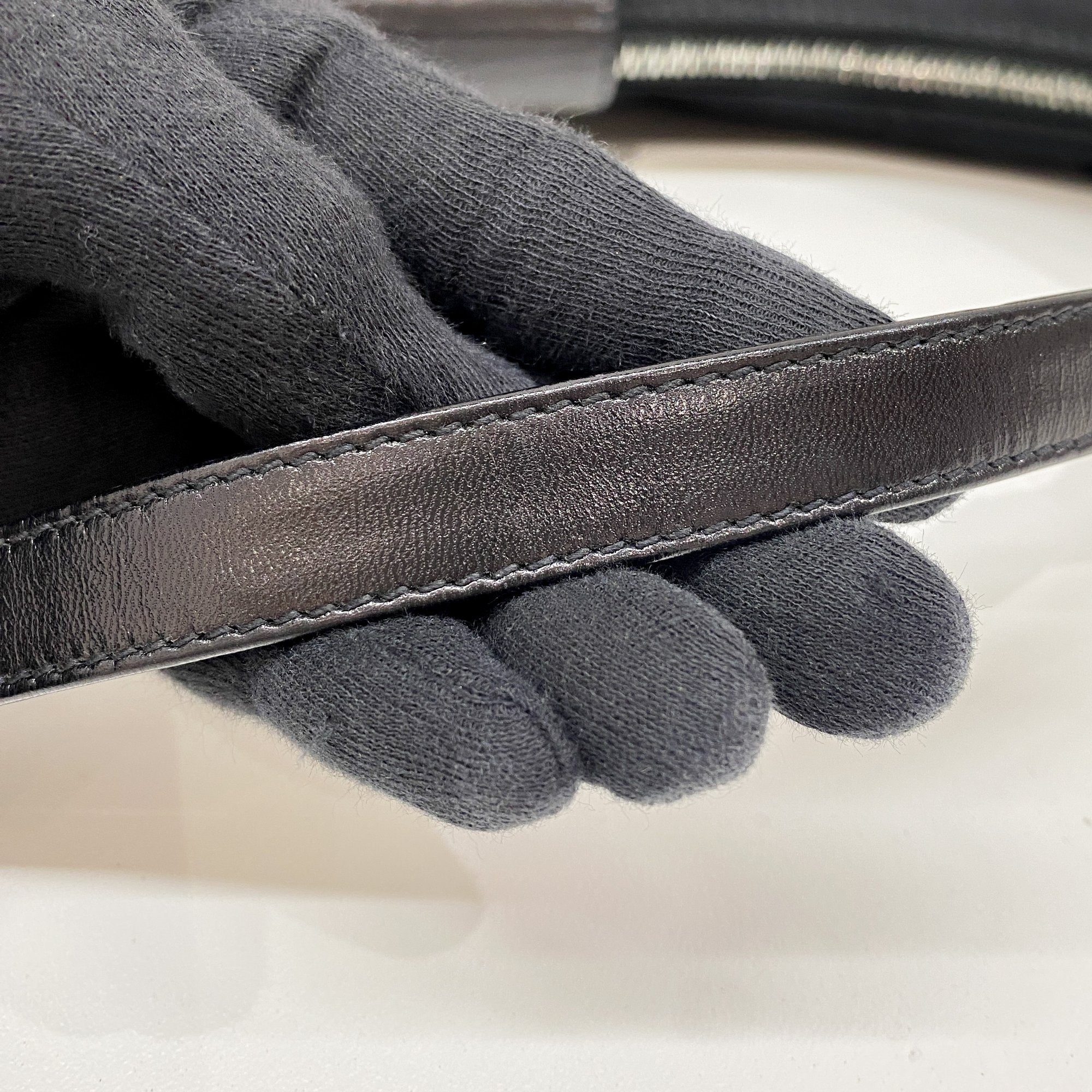 Croissant Black Neoprene Shoulder Bag