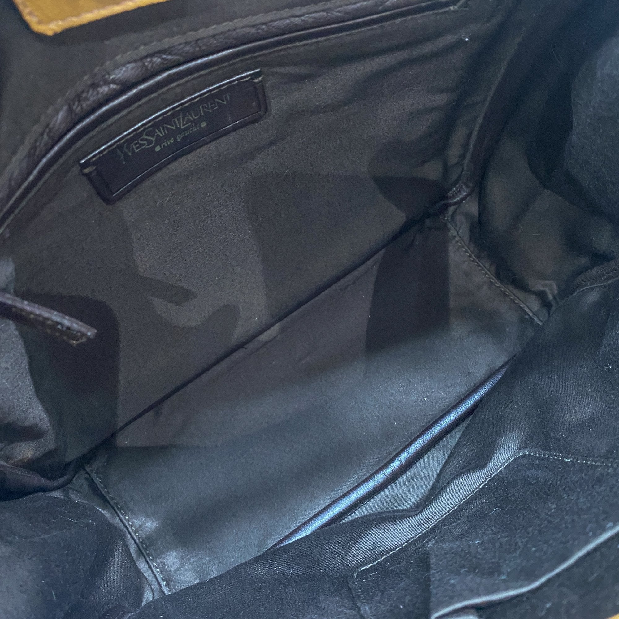 Y-Mail Caramel Brown Patent Leather Tote Bag