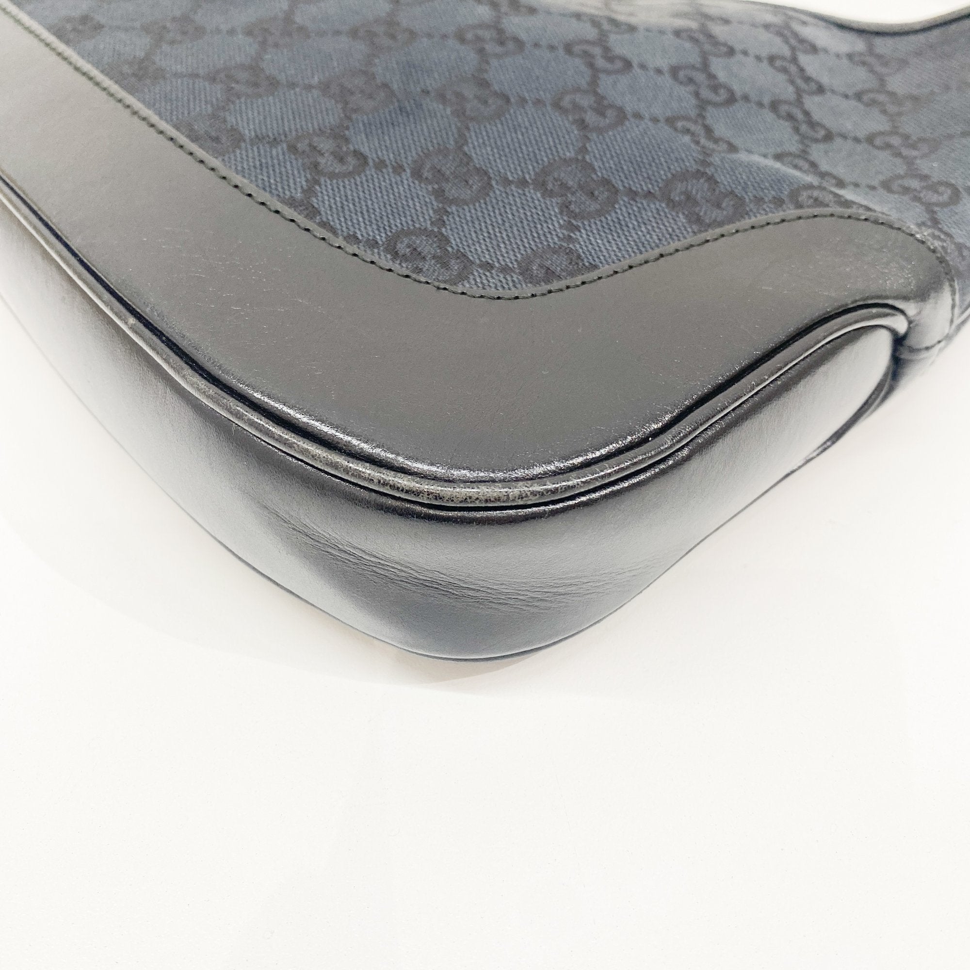 Jackie Black GG Canvas Leather Shoulder Bag