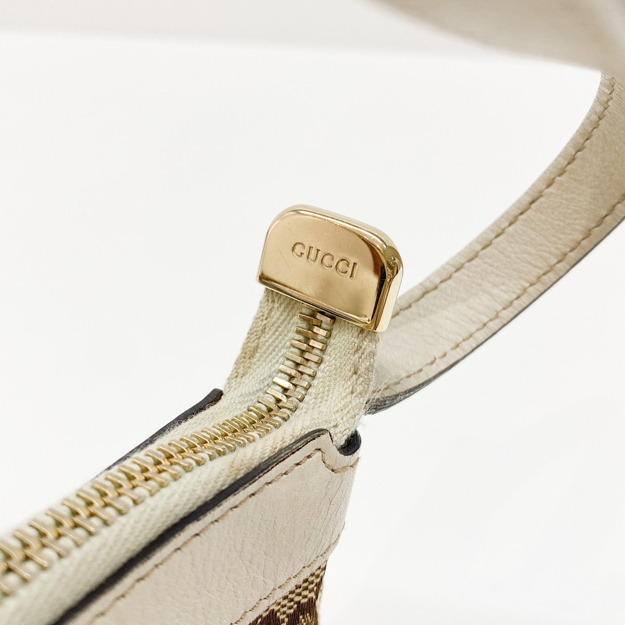 GG Brown Canvas Pochette Shoulder Bag